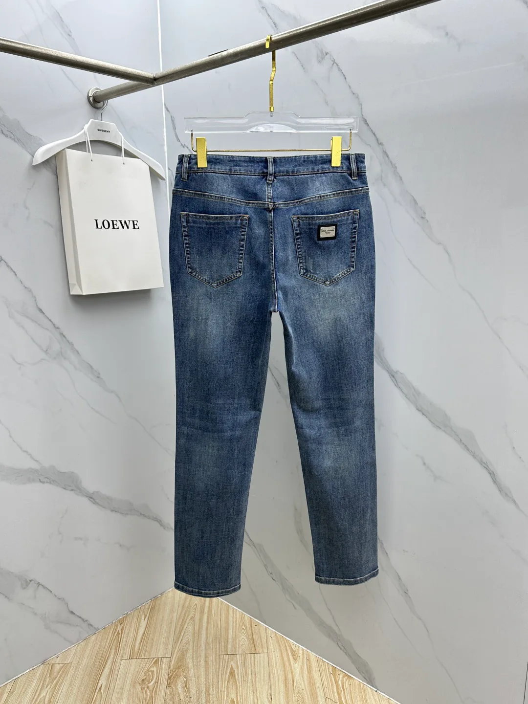 Джинсы Мужские Dolce & Gabbana 18246832