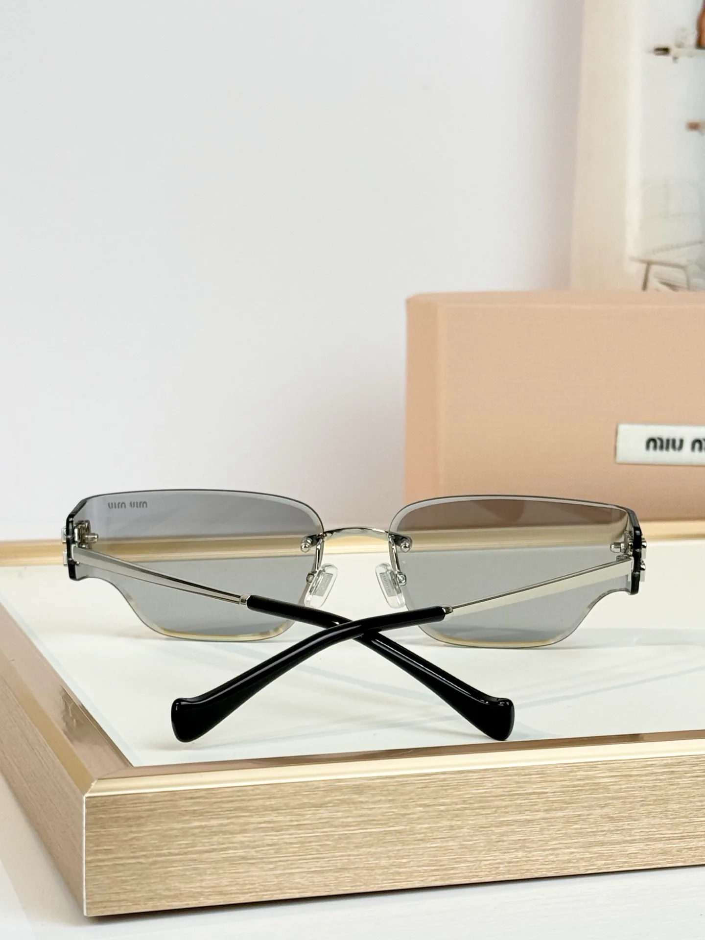Очки Miu Miu 18118082