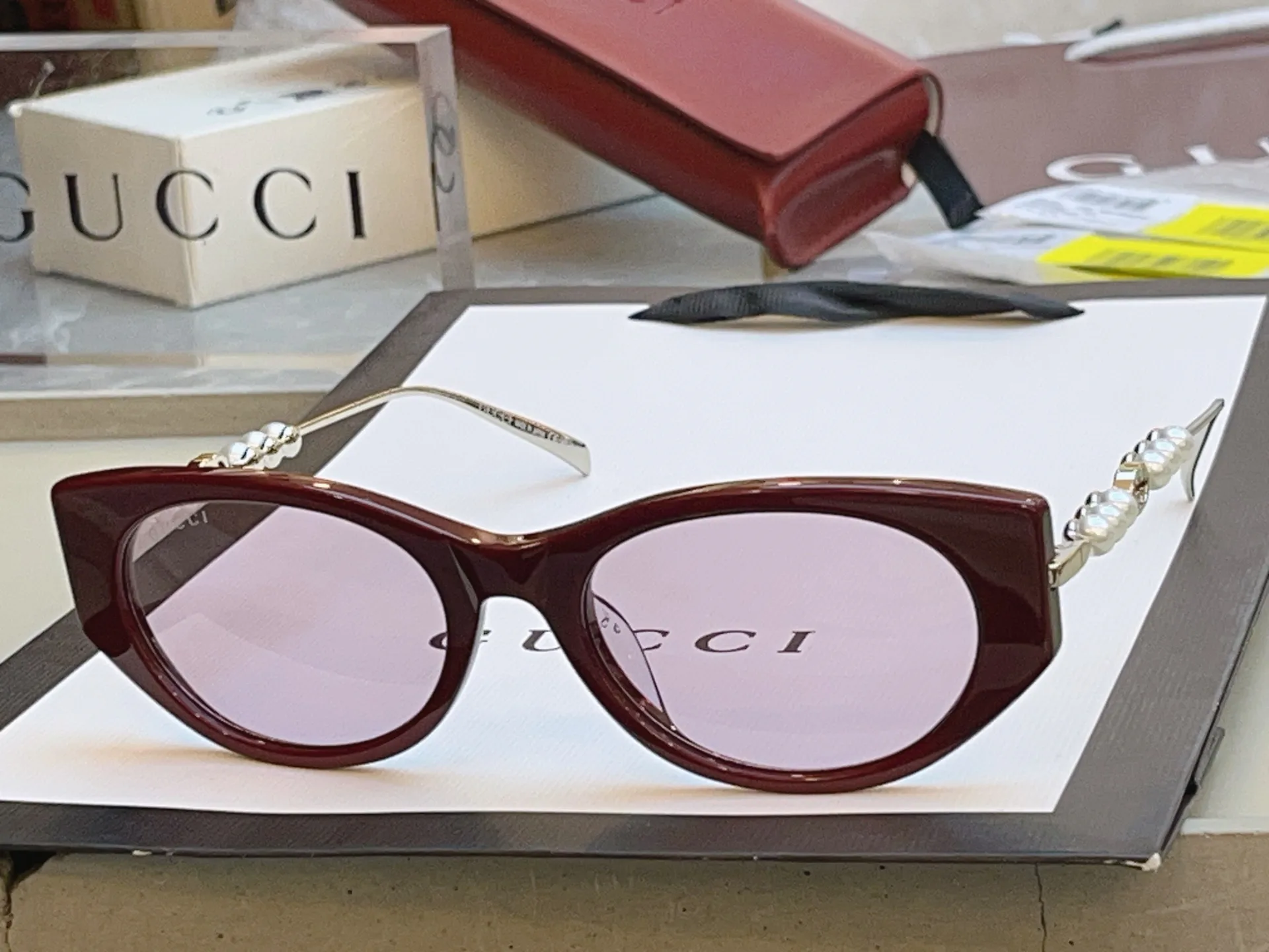 Очки Gucci 17428236