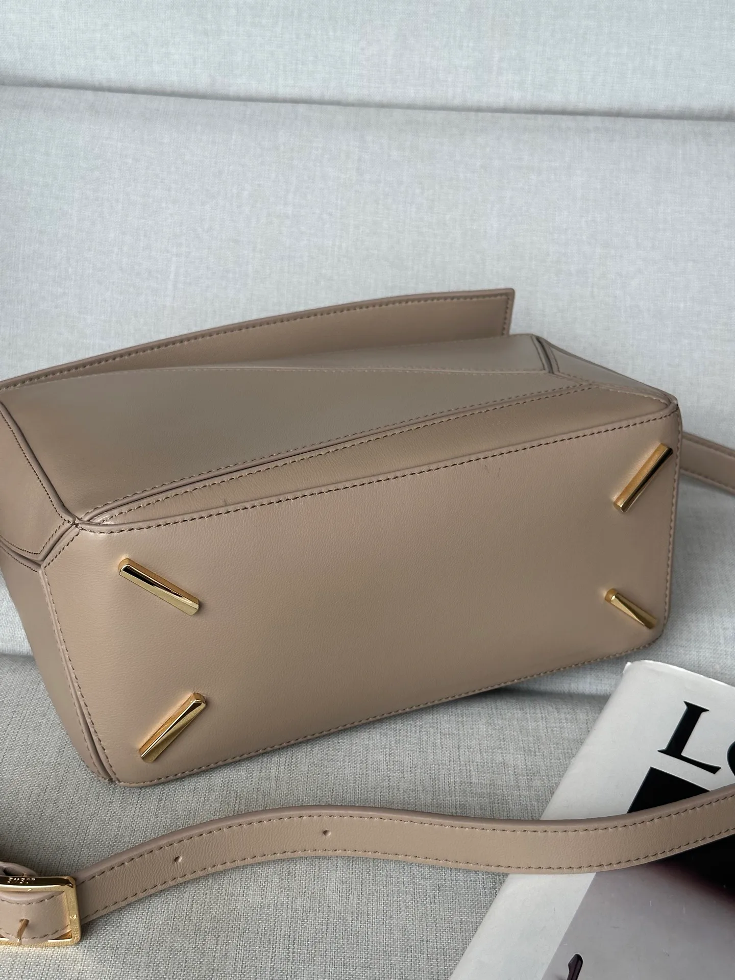 Классические Сумки Женские Loewe 11675867