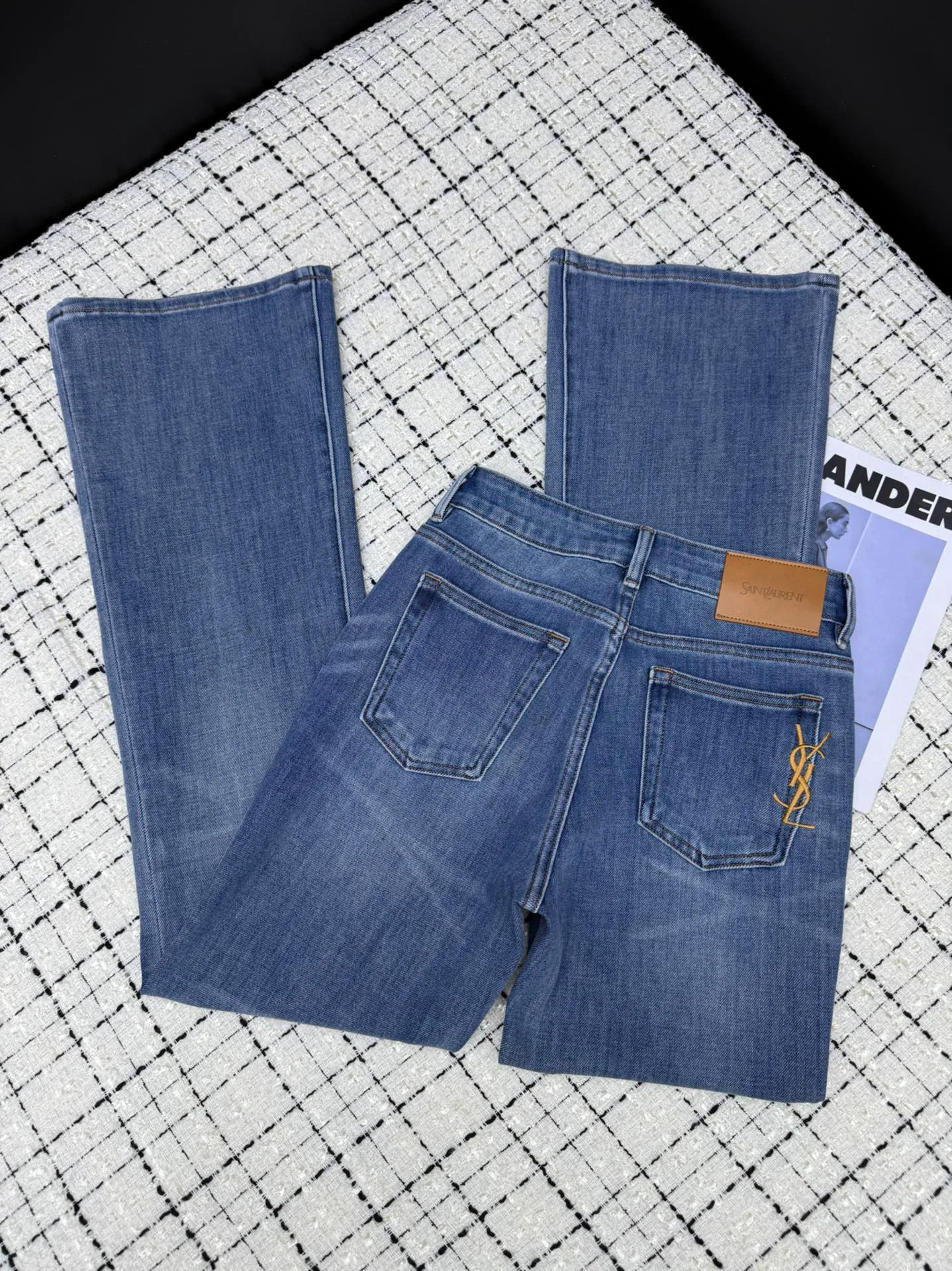 Джинсы Женские Saint Laurent 18885567