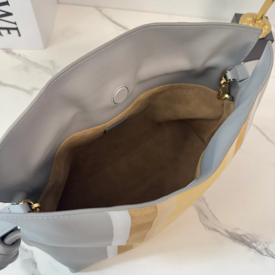 Классические Сумки Женские Loewe 11210971