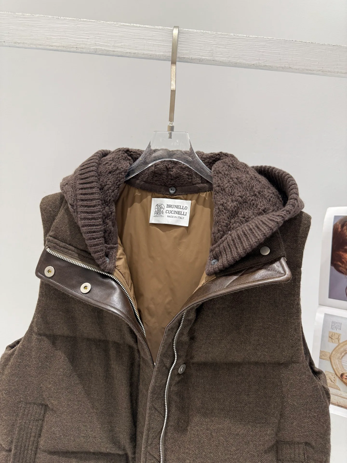 Жилеты Женские Brunello Cucinelli 18082102