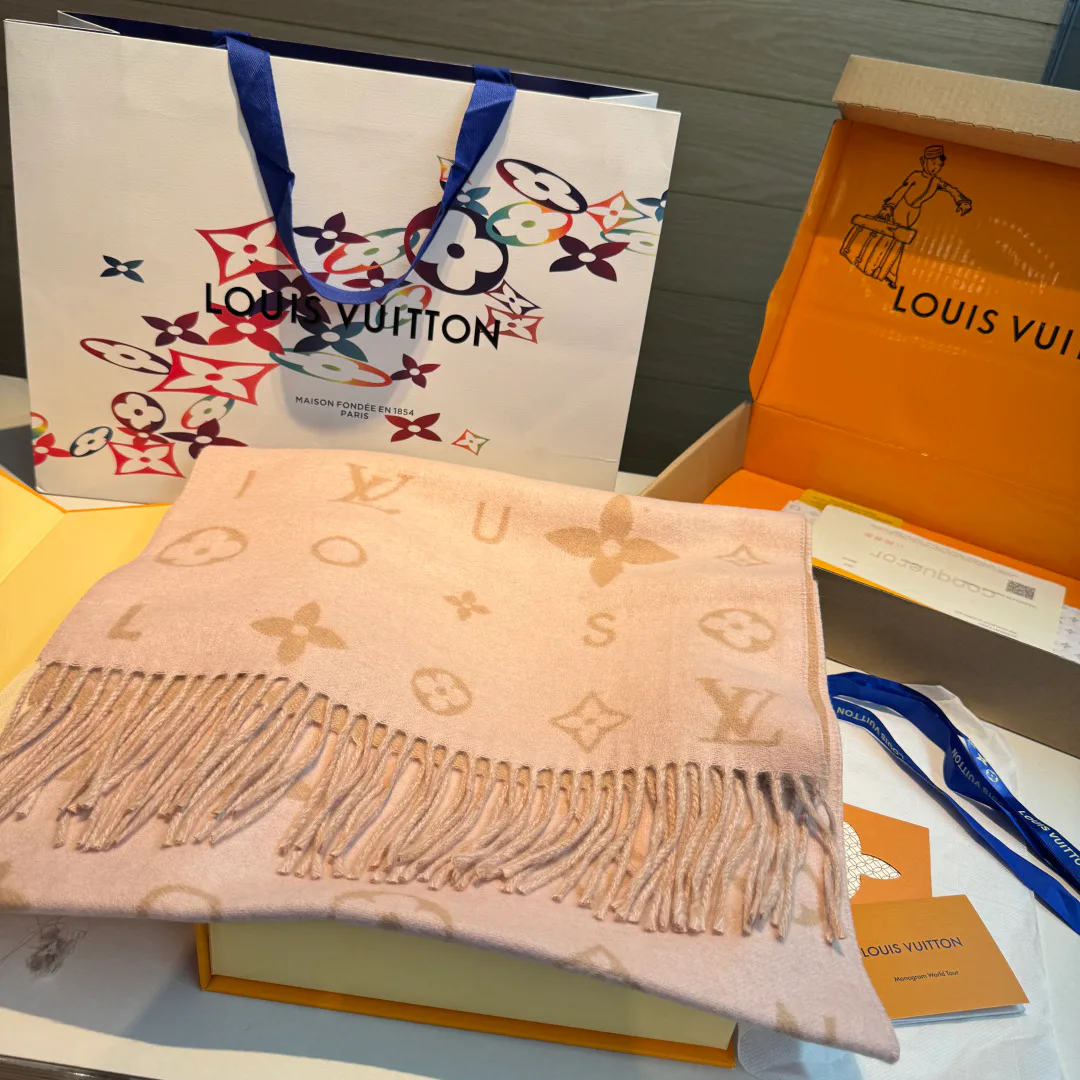 Шарфы Louis Vuitton 4738607