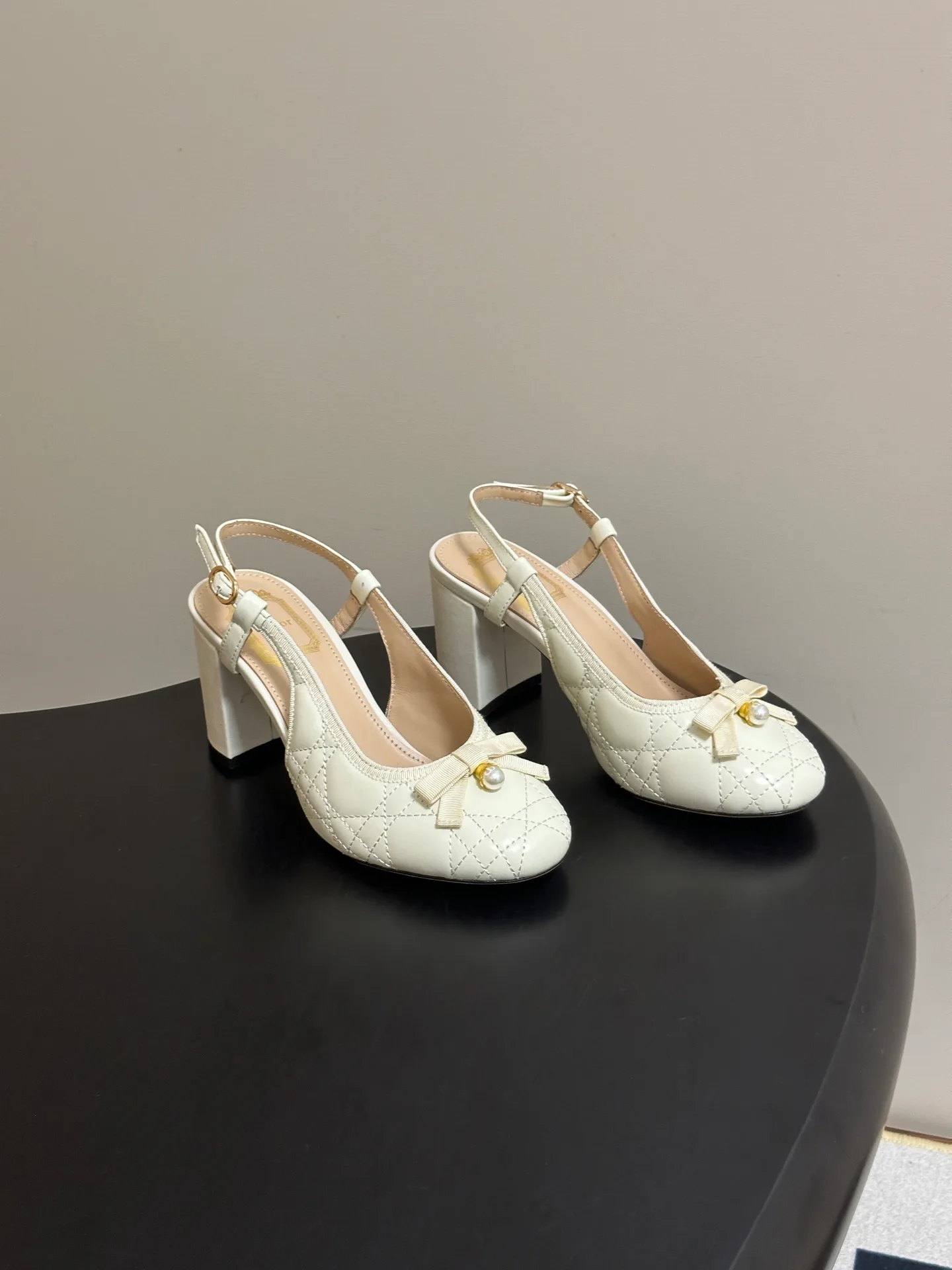 Босоножки Женские Christian Dior 17939288
