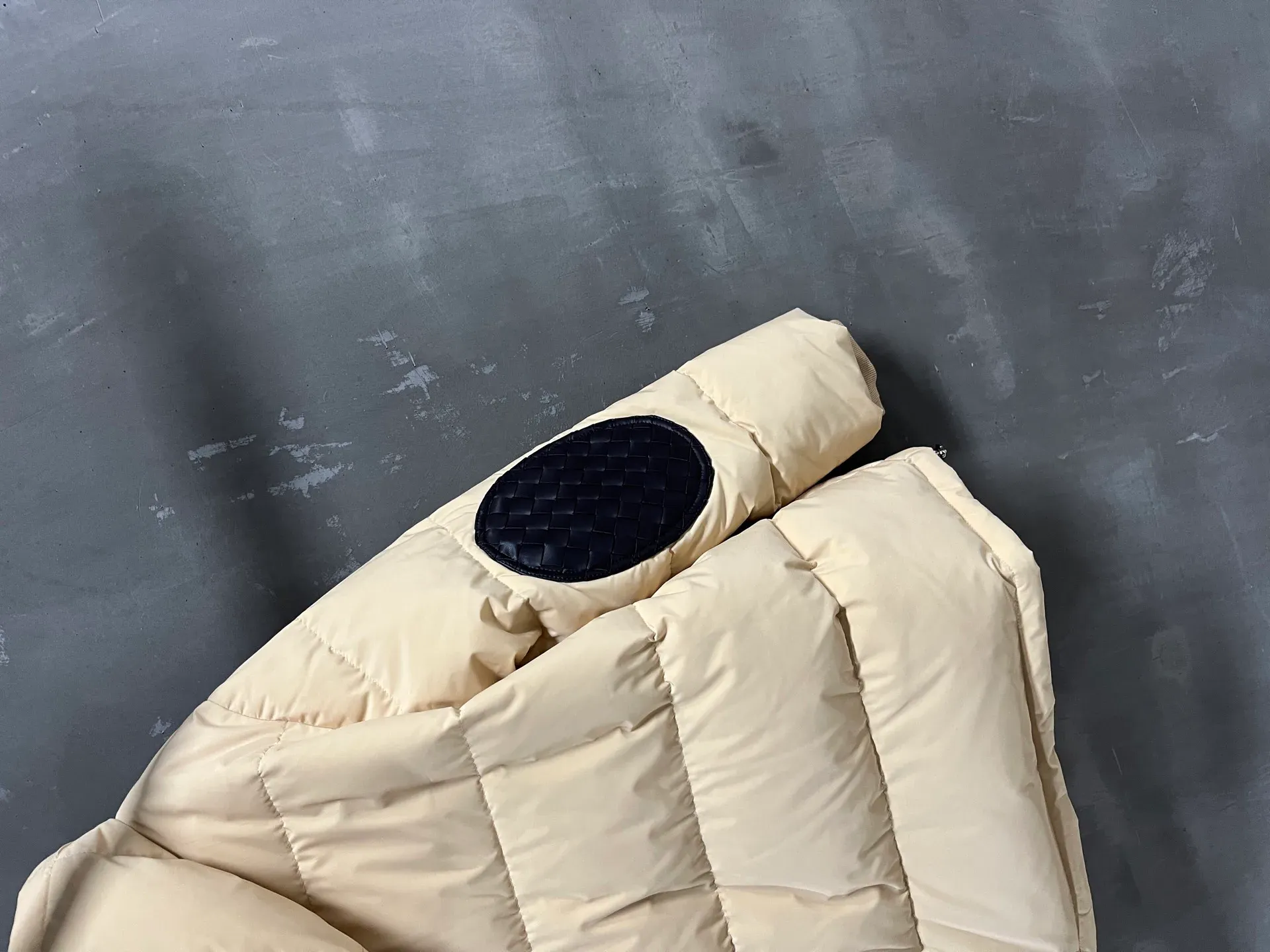 Куртки И Пуховики Женские Bottega Veneta 359000