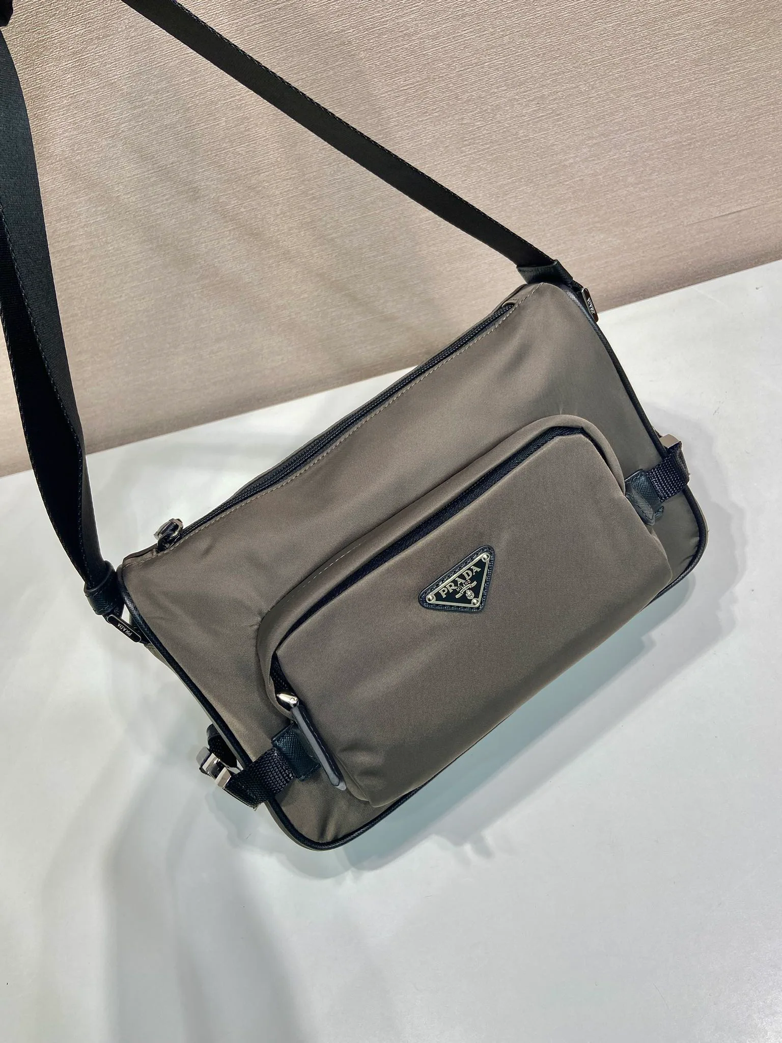Сумки На Ремне Женские Prada 13346078