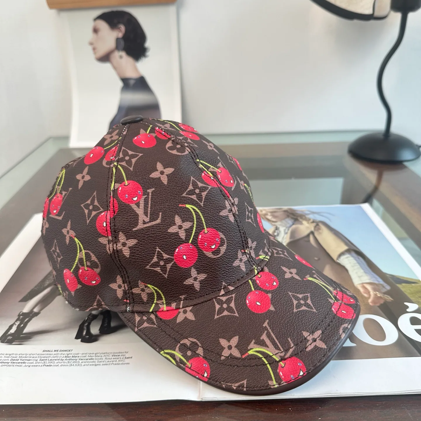 Головные Уборы Louis Vuitton 17038417