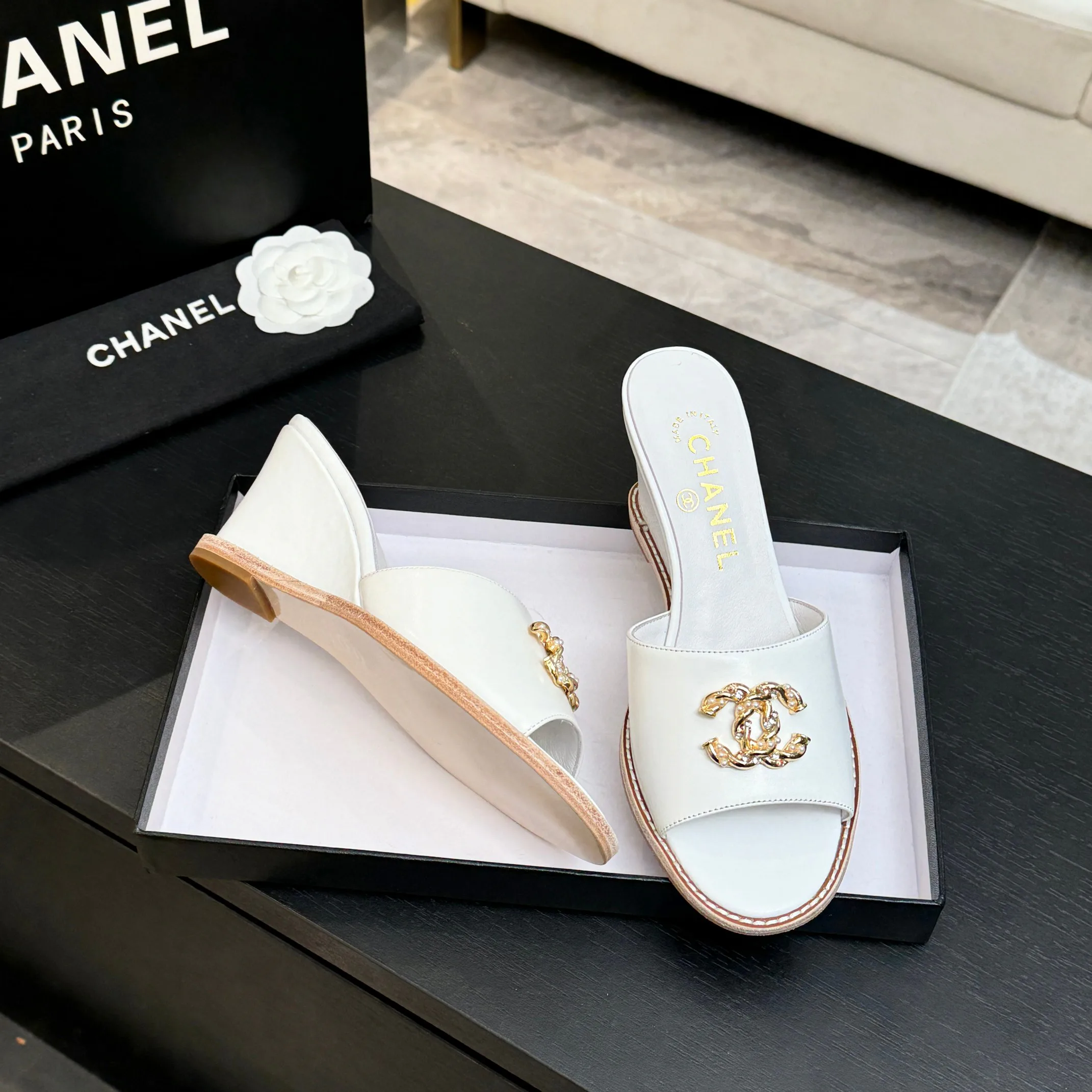 Босоножки Женские Chanel 10235894