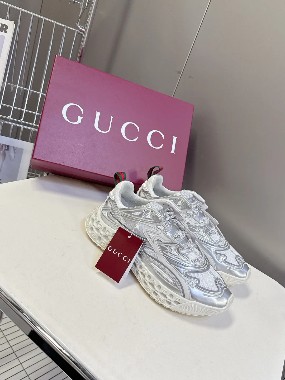 Кроссовки Женские Gucci 10053288