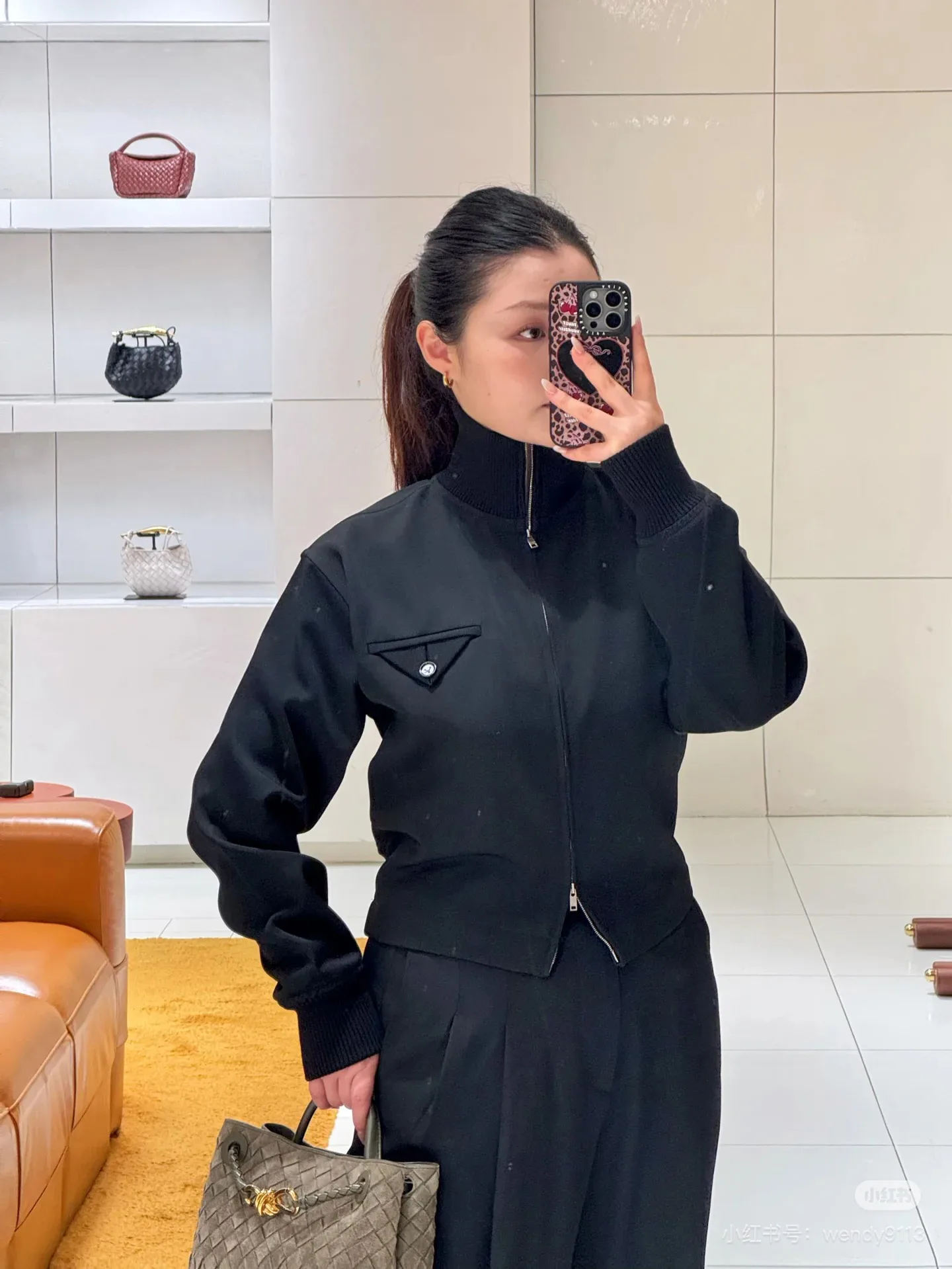 Куртки И Пуховики Женские Bottega Veneta 402823