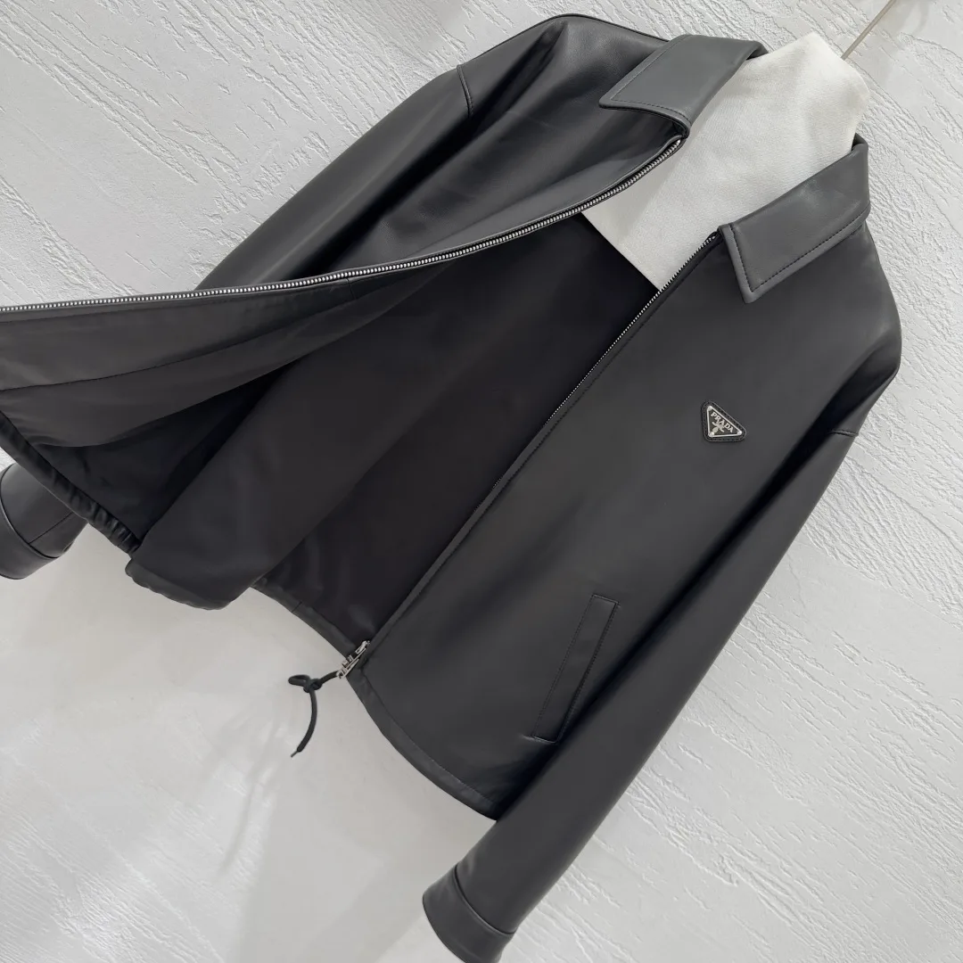 Кожаные Куртки И Дублёнки Женские Prada 1918924