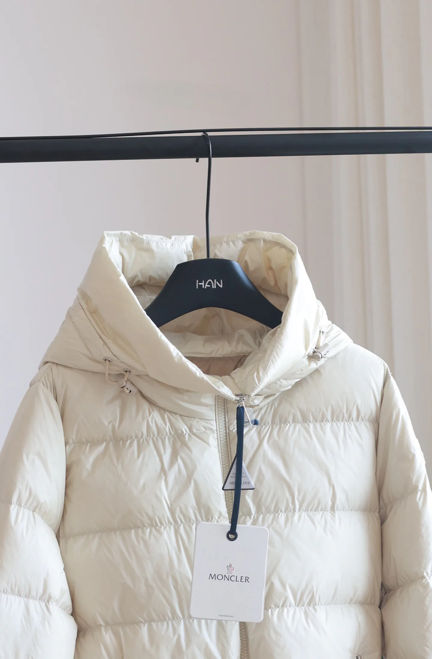 Куртки И Пуховики Женские Moncler 18184492