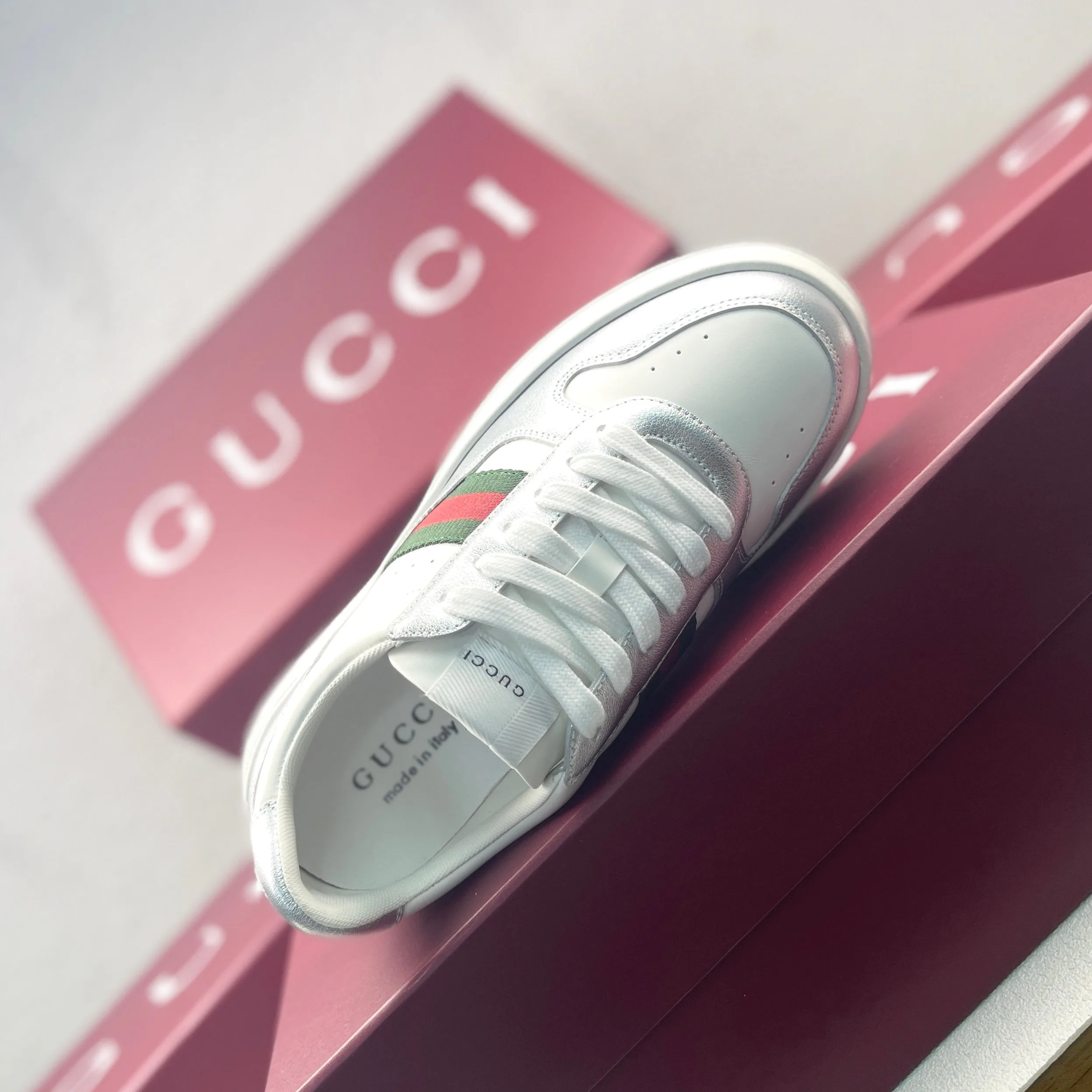 Кроссовки Женские Gucci 5402069