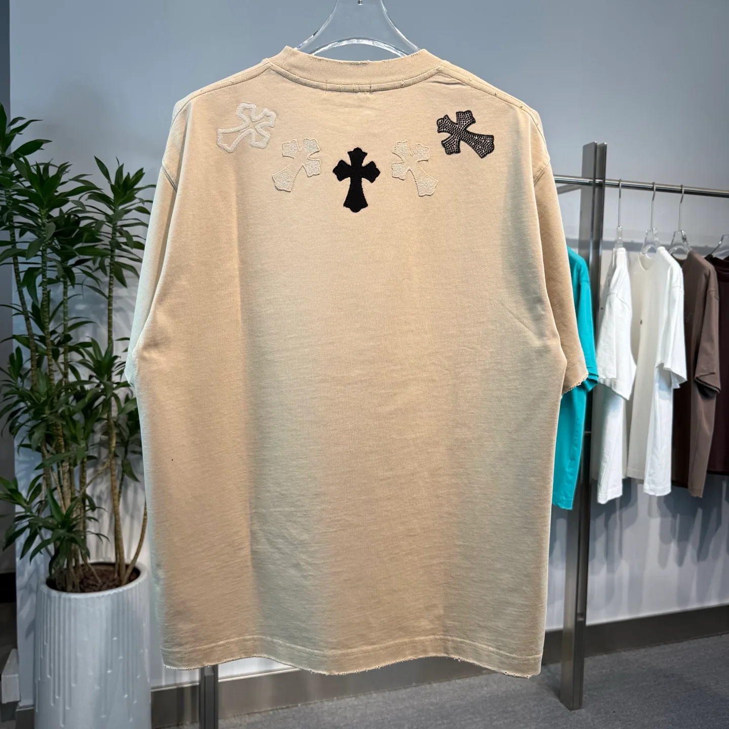 Футболки Женские Chrome Hearts 5059370