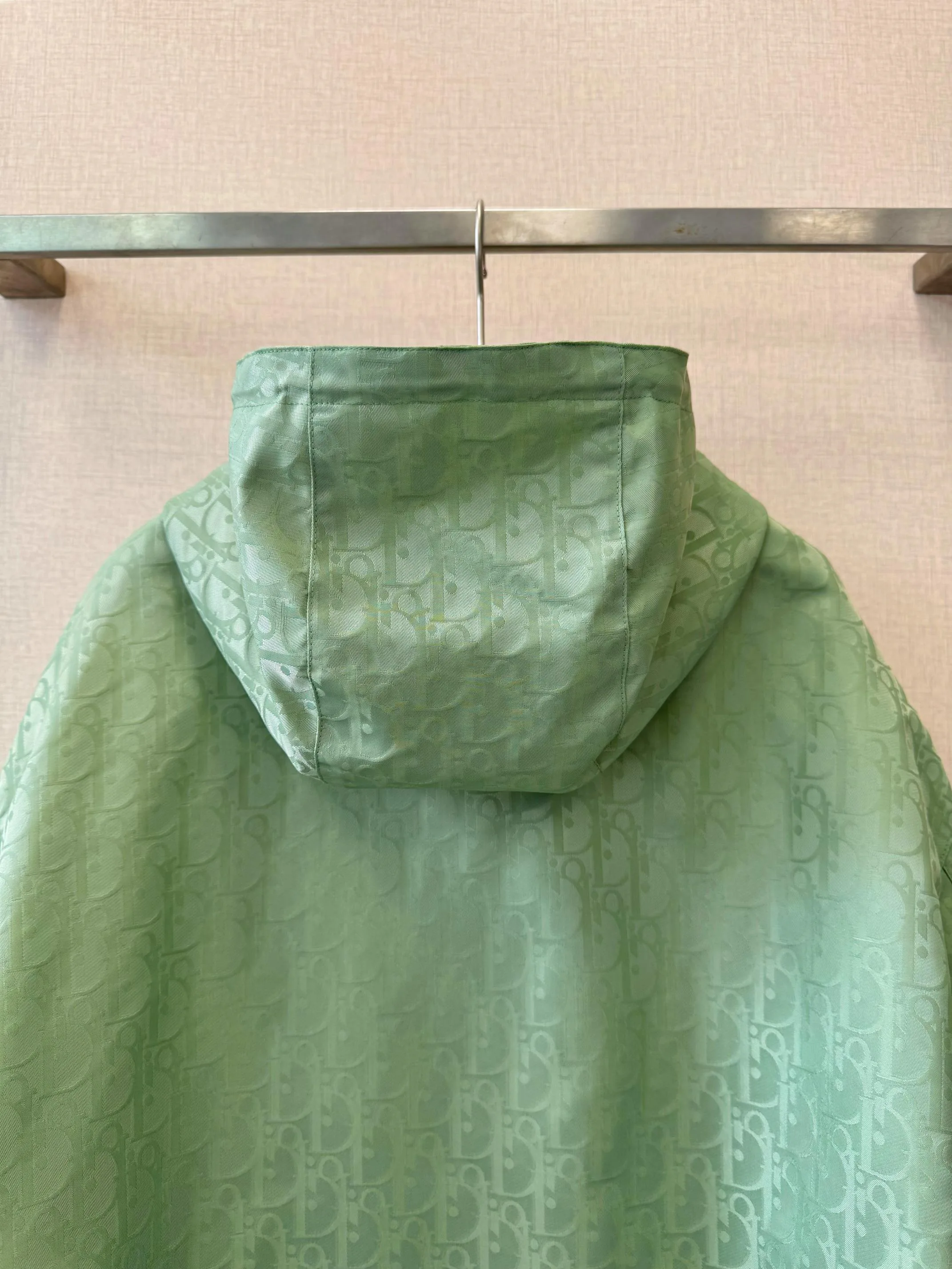 Куртки И Пуховики Женские Christian Dior 11676825