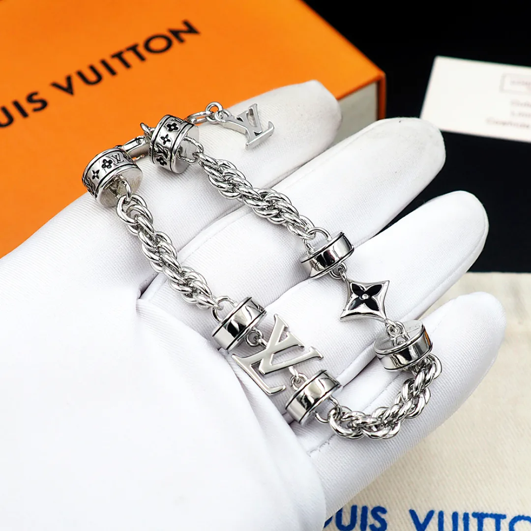 Бижутерия Louis Vuitton 82158