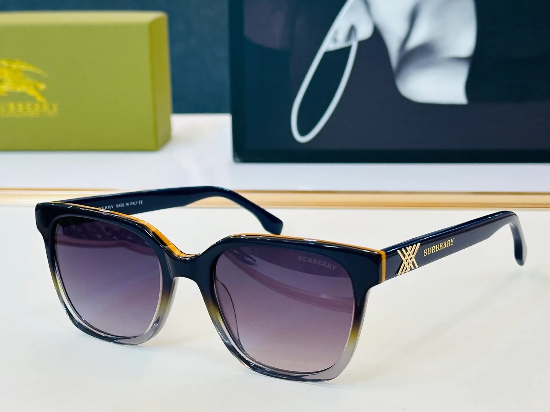 Очки Burberry 18629790