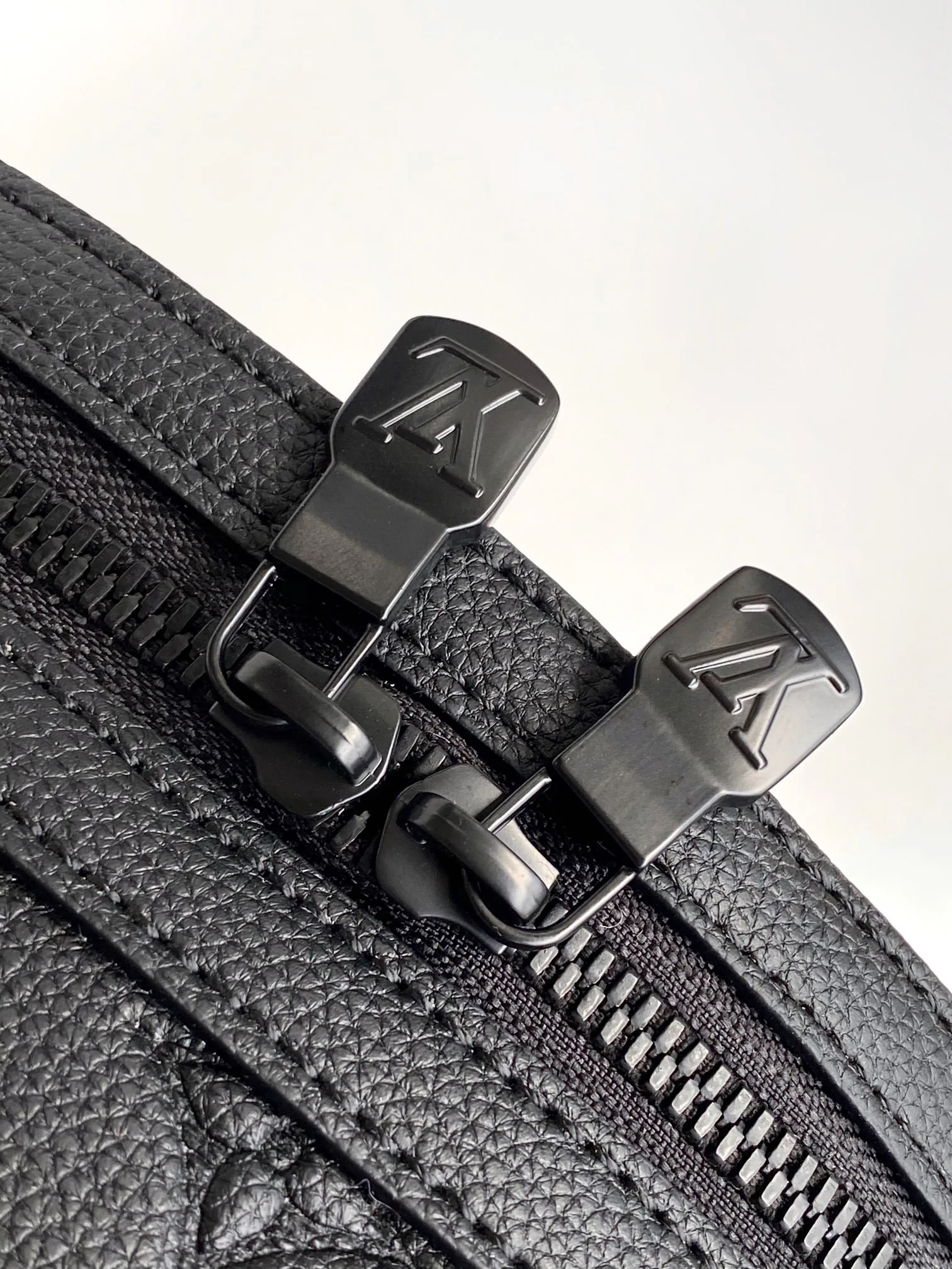 Рюкзаки Женские Louis Vuitton 13435264