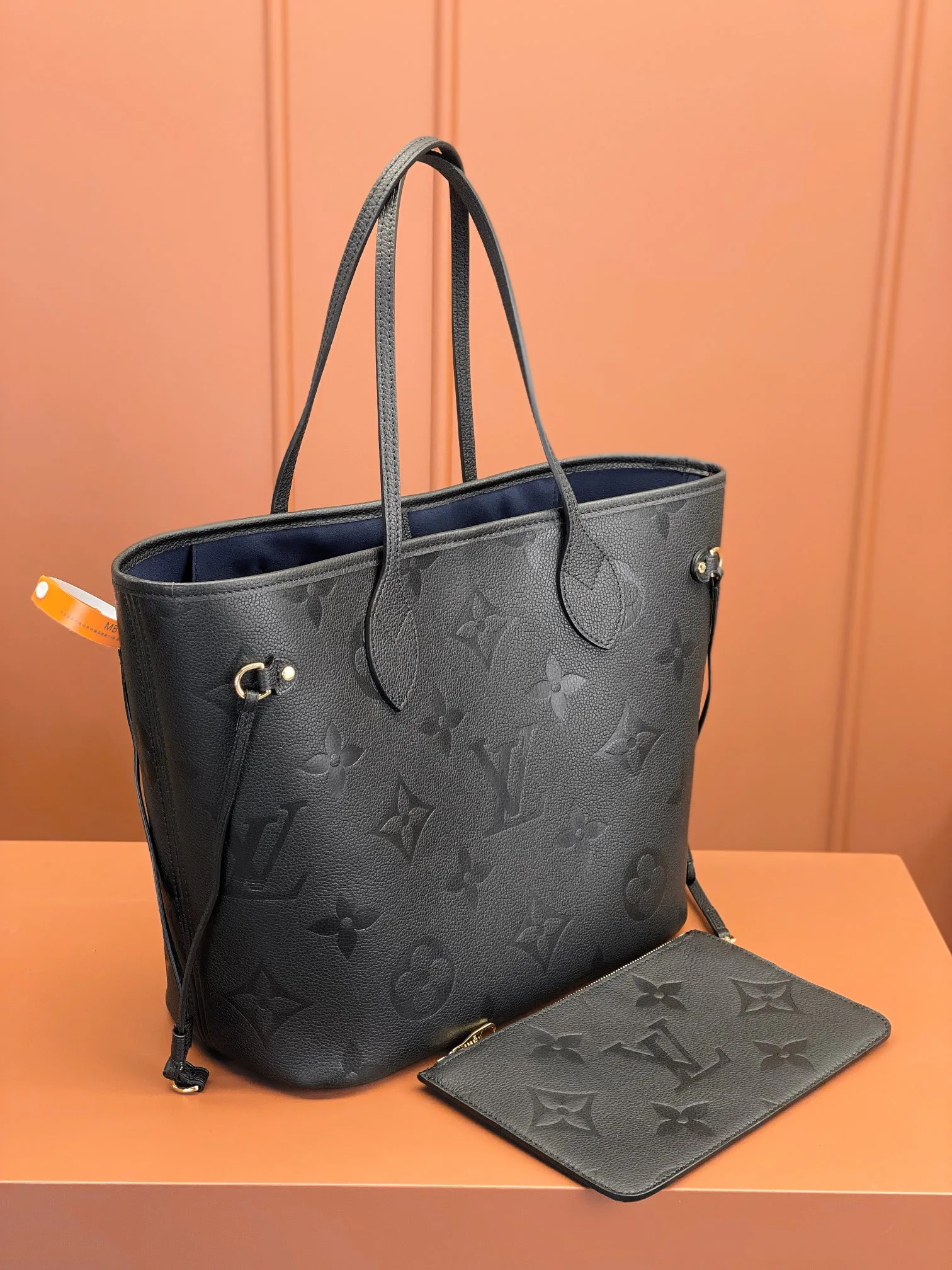 Классические Сумки Женские Louis Vuitton 17844902