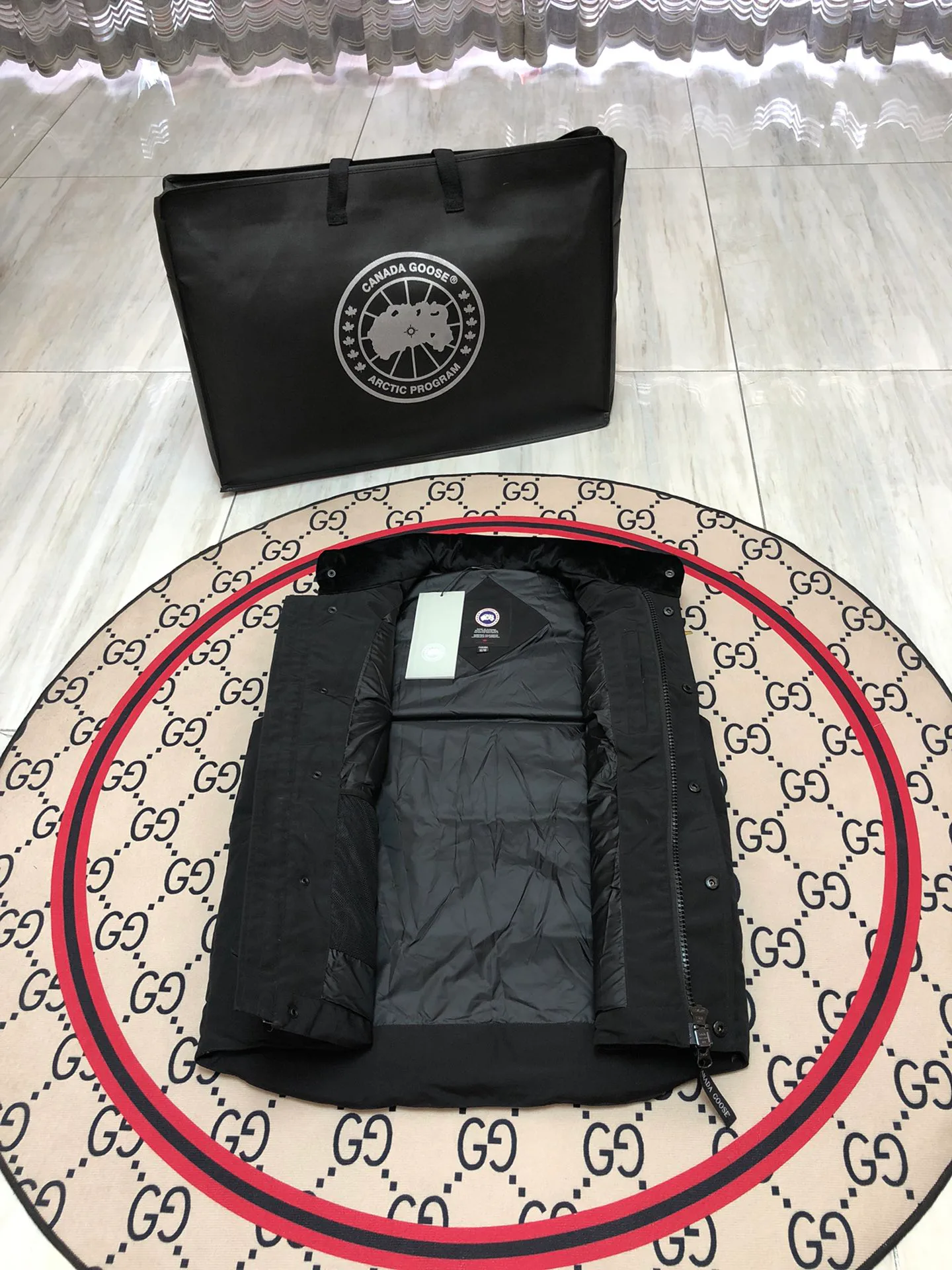 Жилеты Женские Canada Goose 1294357