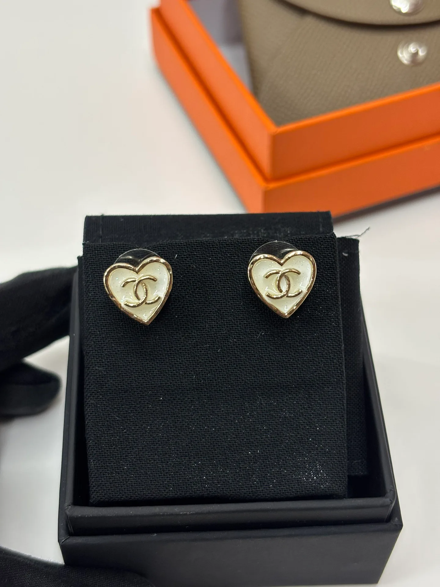 Бижутерия Chanel 19551