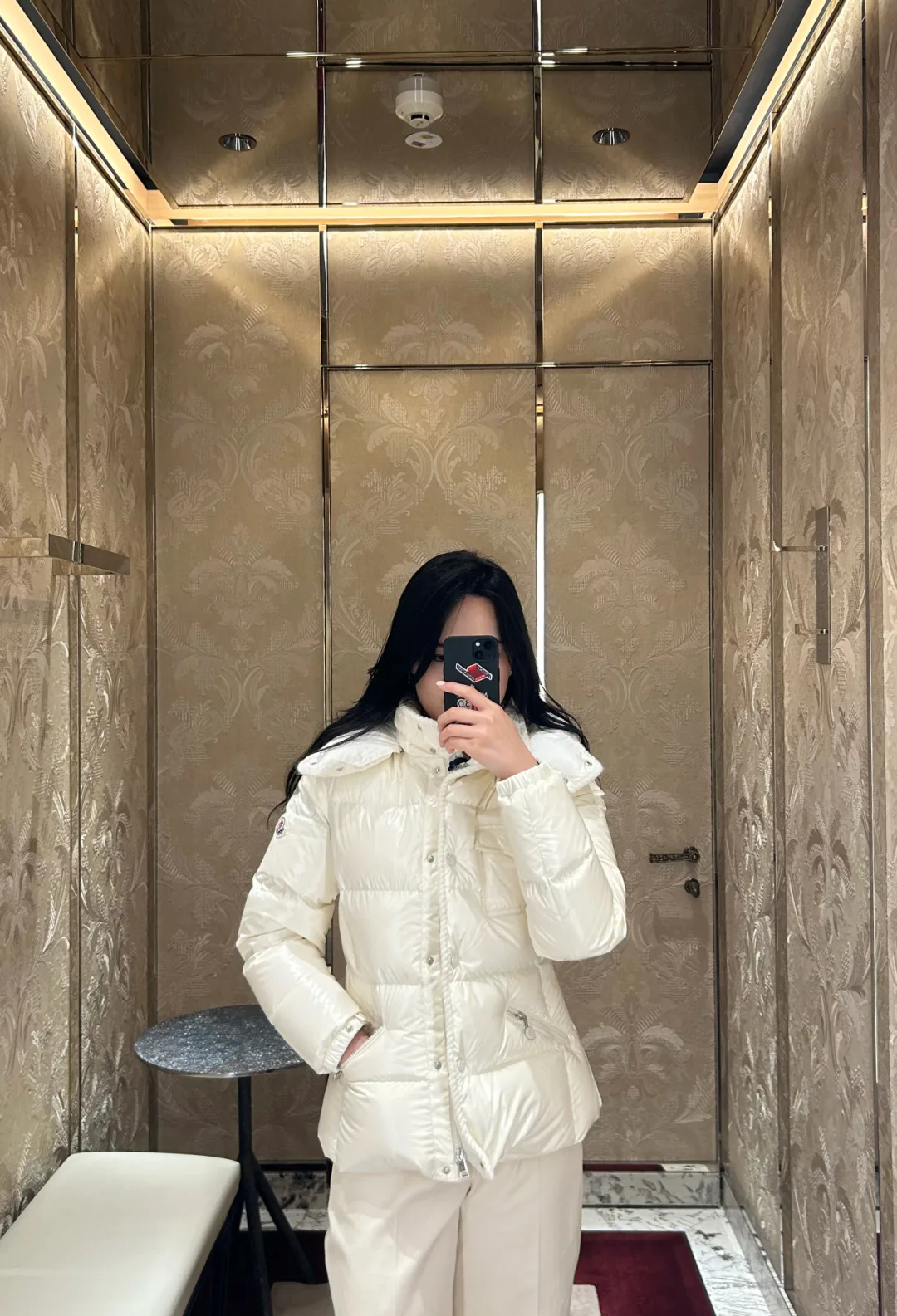 Куртки И Пуховики Женские Moncler 18741283