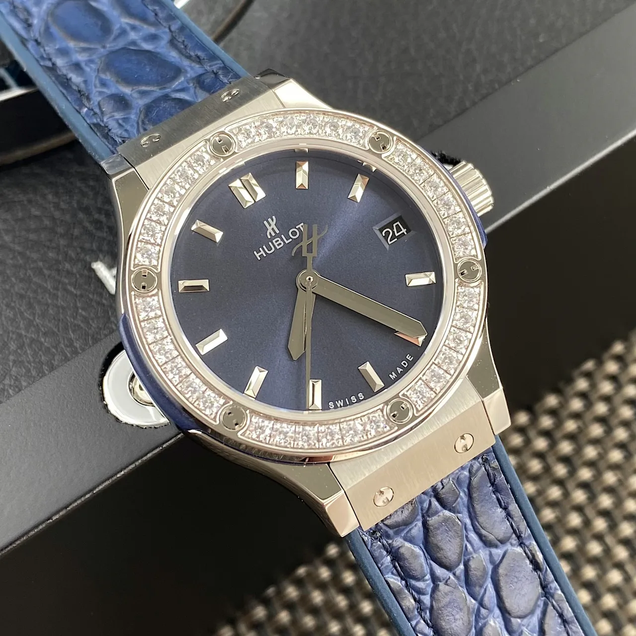 Часы Женские Hublot 17638285