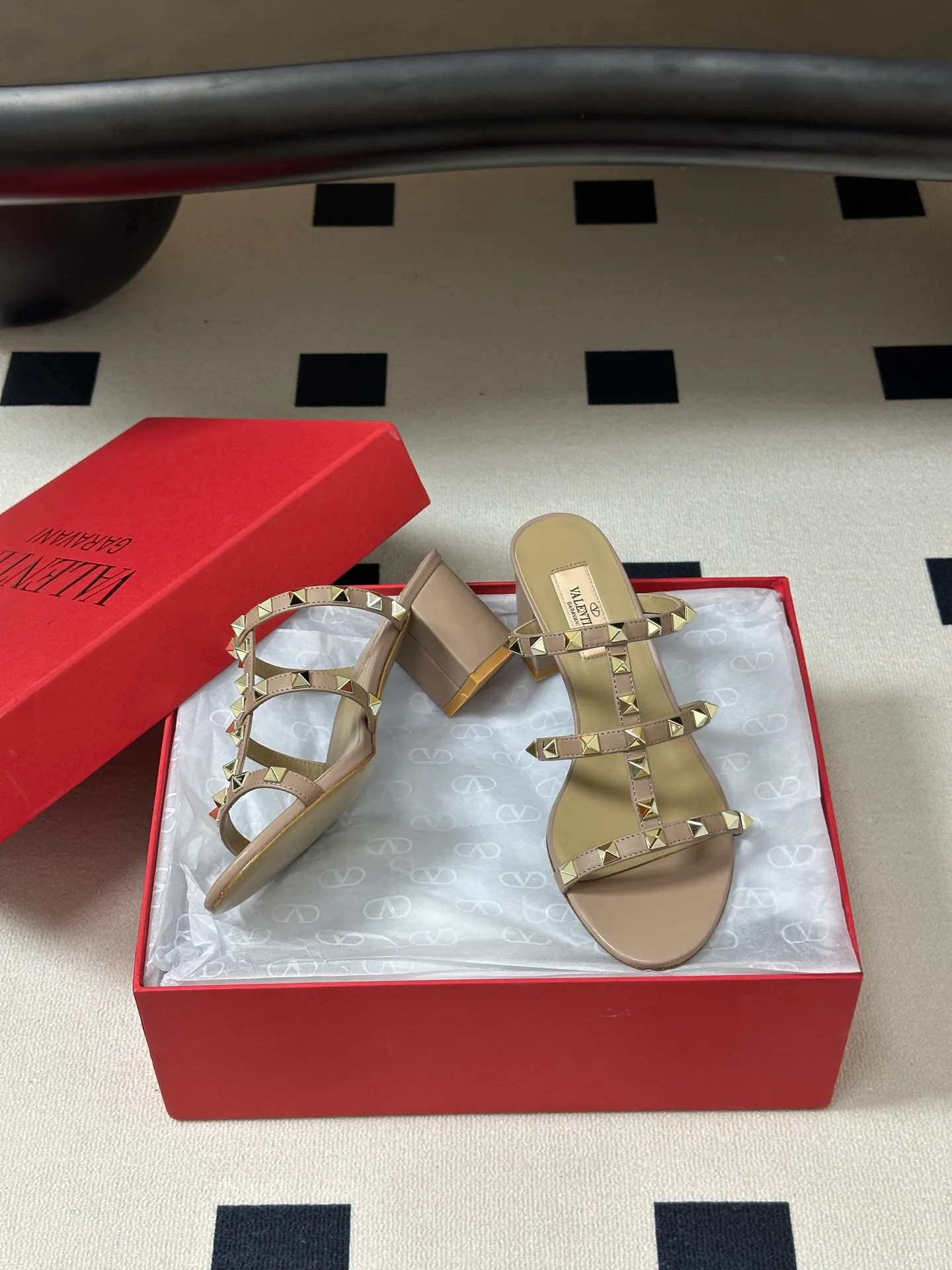 Босоножки Женские Valentino 14797899