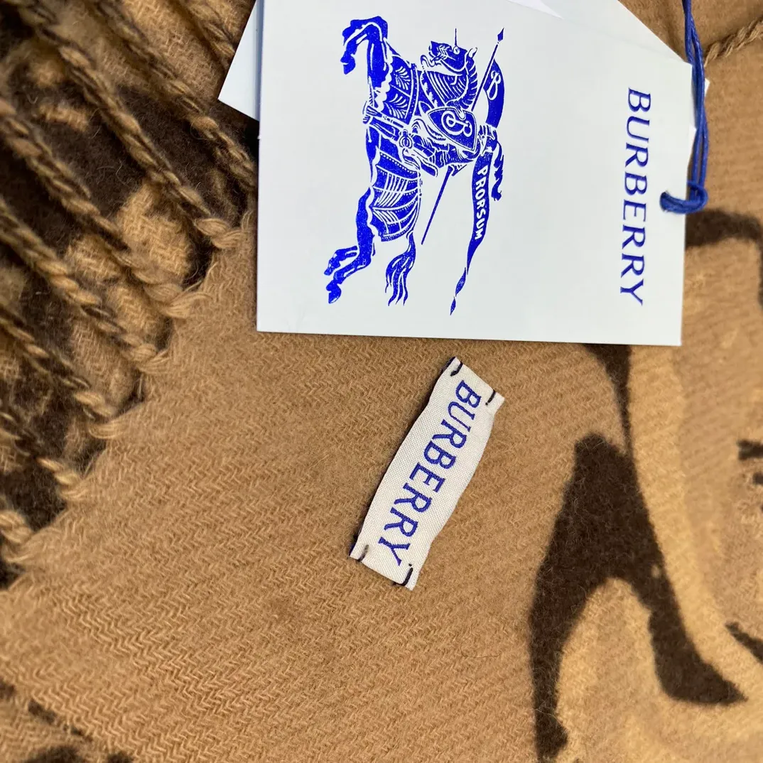 Шарфы Burberry 401862