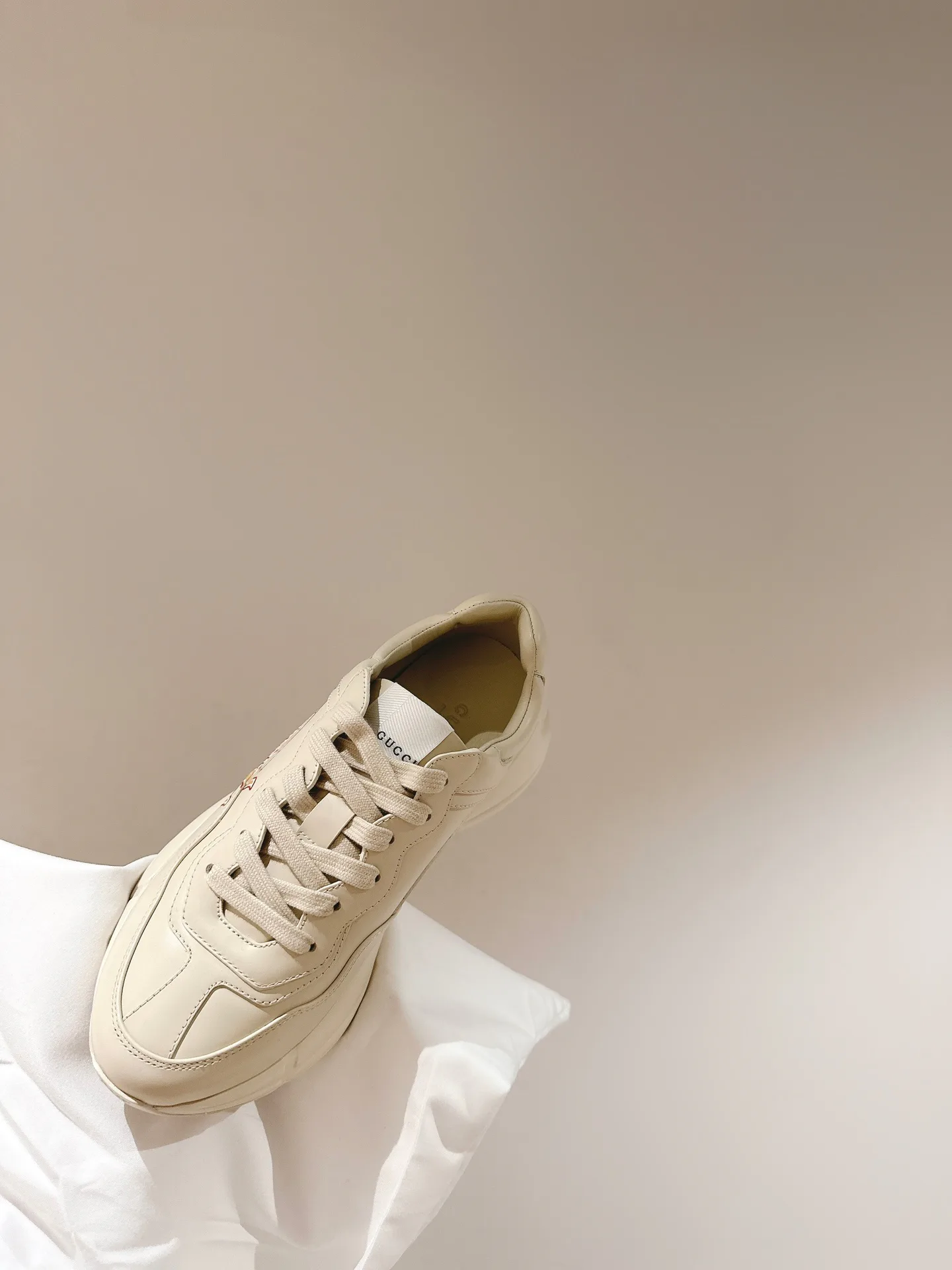 Кроссовки Женские Gucci 10199635