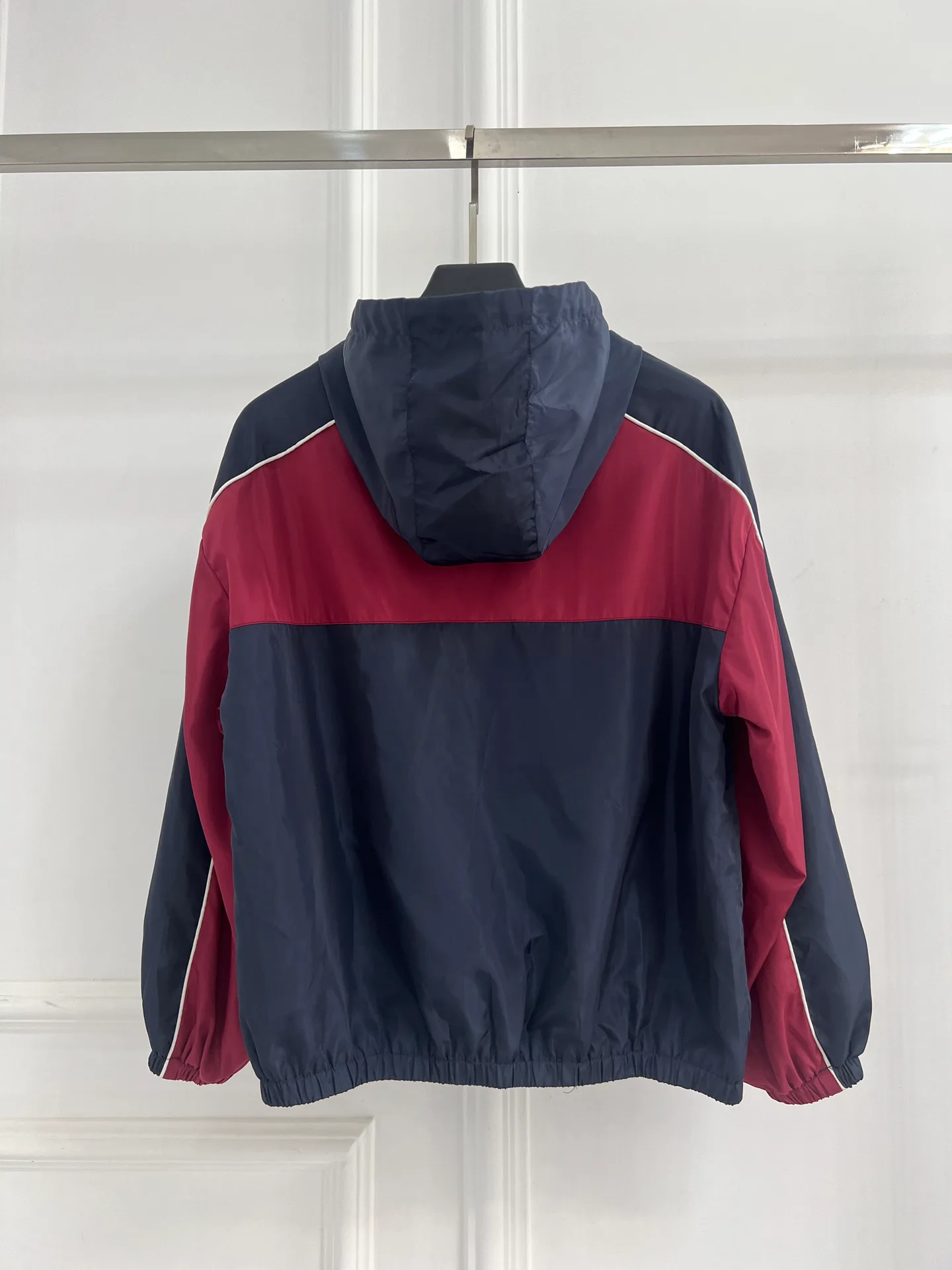 Куртки И Пуховики Женские Miu Miu 11185487