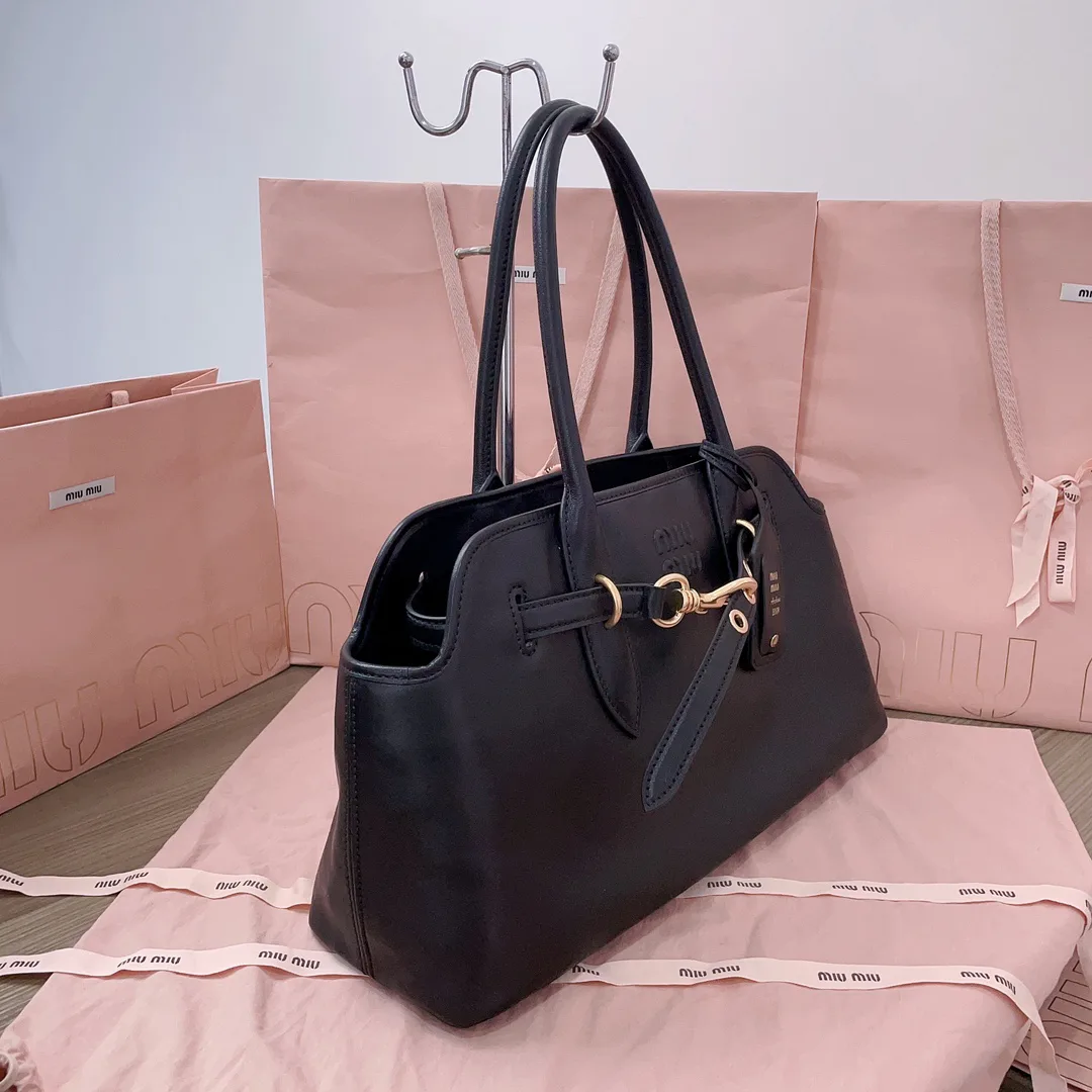 Классические Сумки Женские Miu Miu 18004738