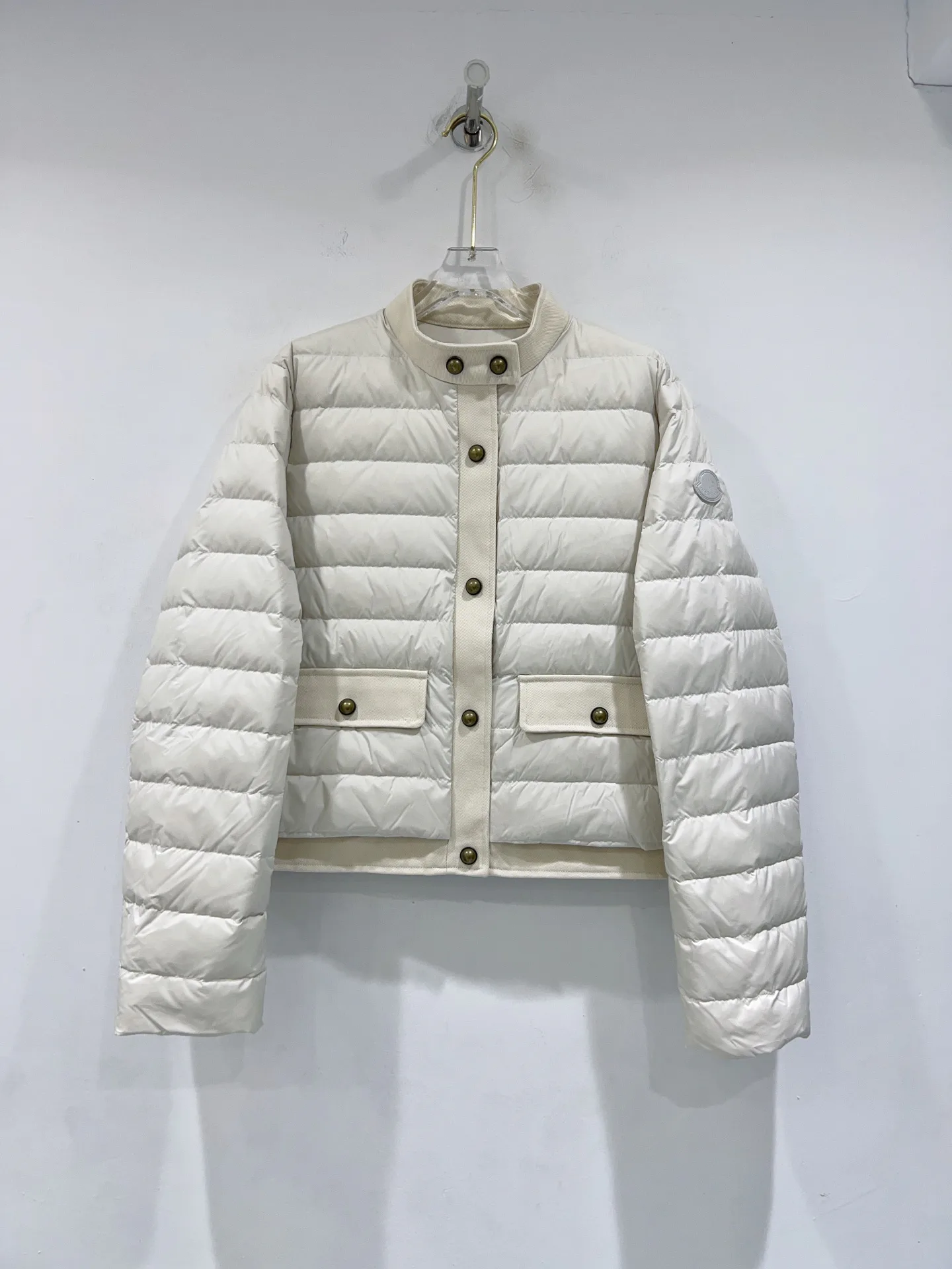Куртки И Пуховики Женские Moncler 19012227