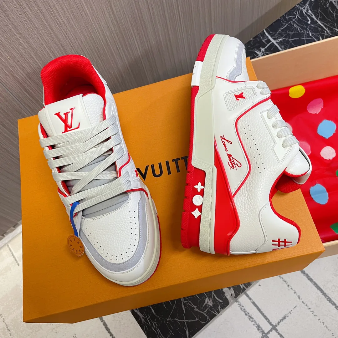 Кроссовки Женские Louis Vuitton 5494385