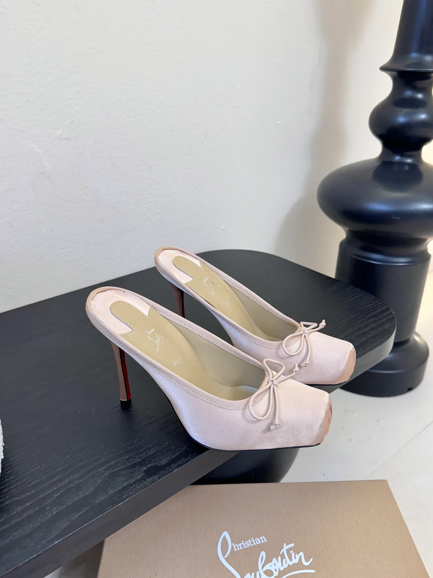 Туфли Женские Christian Louboutin 2387705