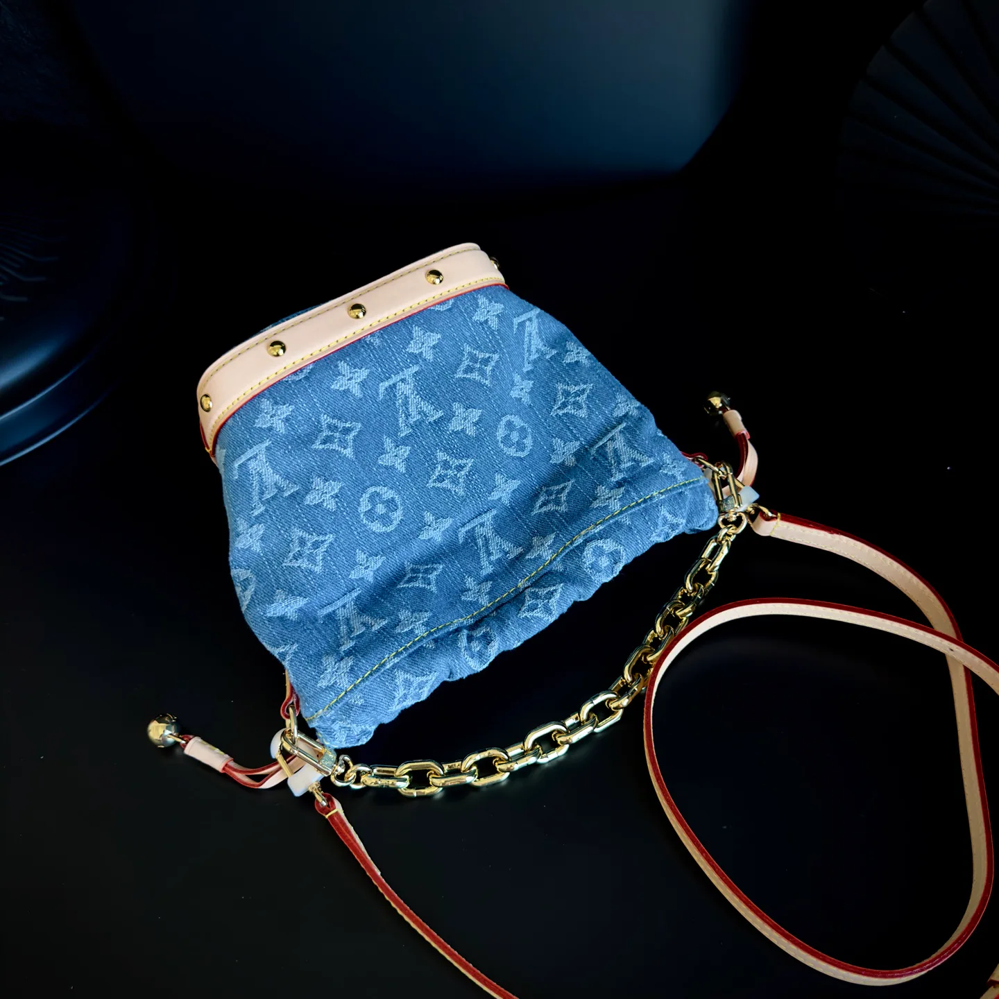 Классические Сумки Женские Louis Vuitton 13208801
