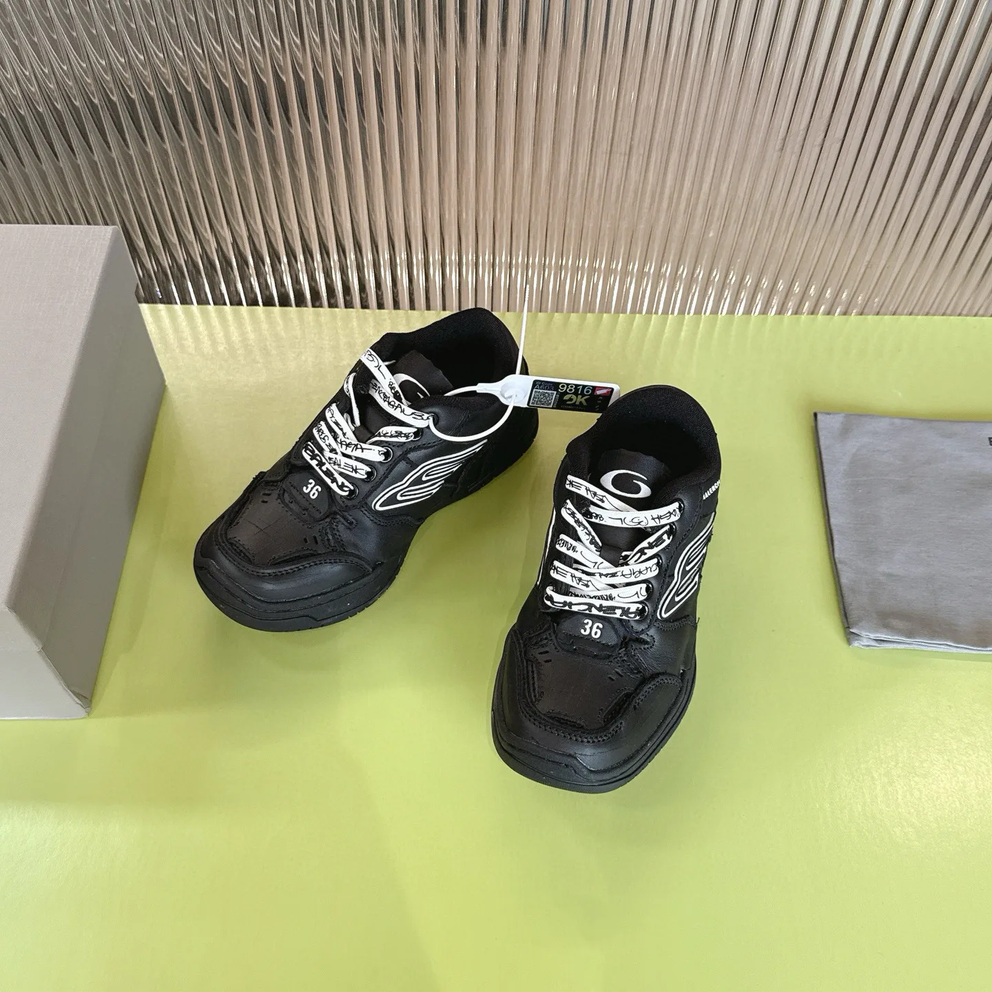 Кроссовки Женские Balenciaga