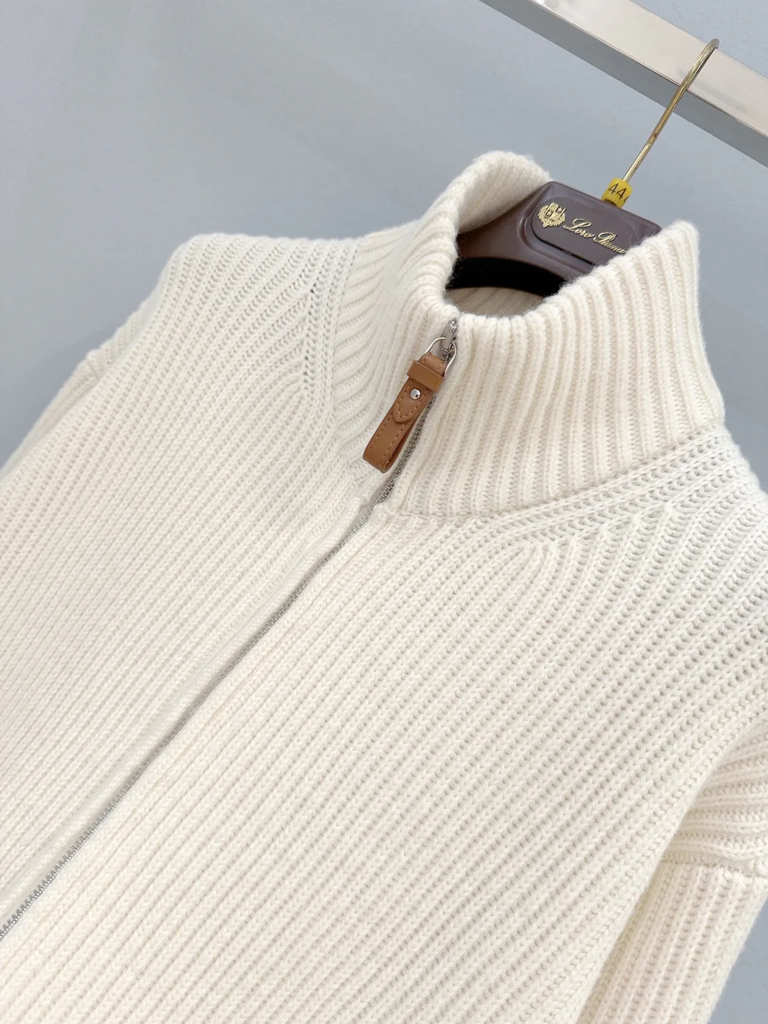 Джемперы И Свитеры Женские Hermes 19120916