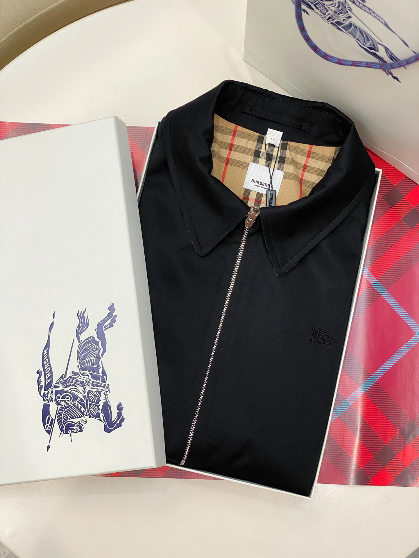 Куртки И Пуховики Мужские Burberry 18206406