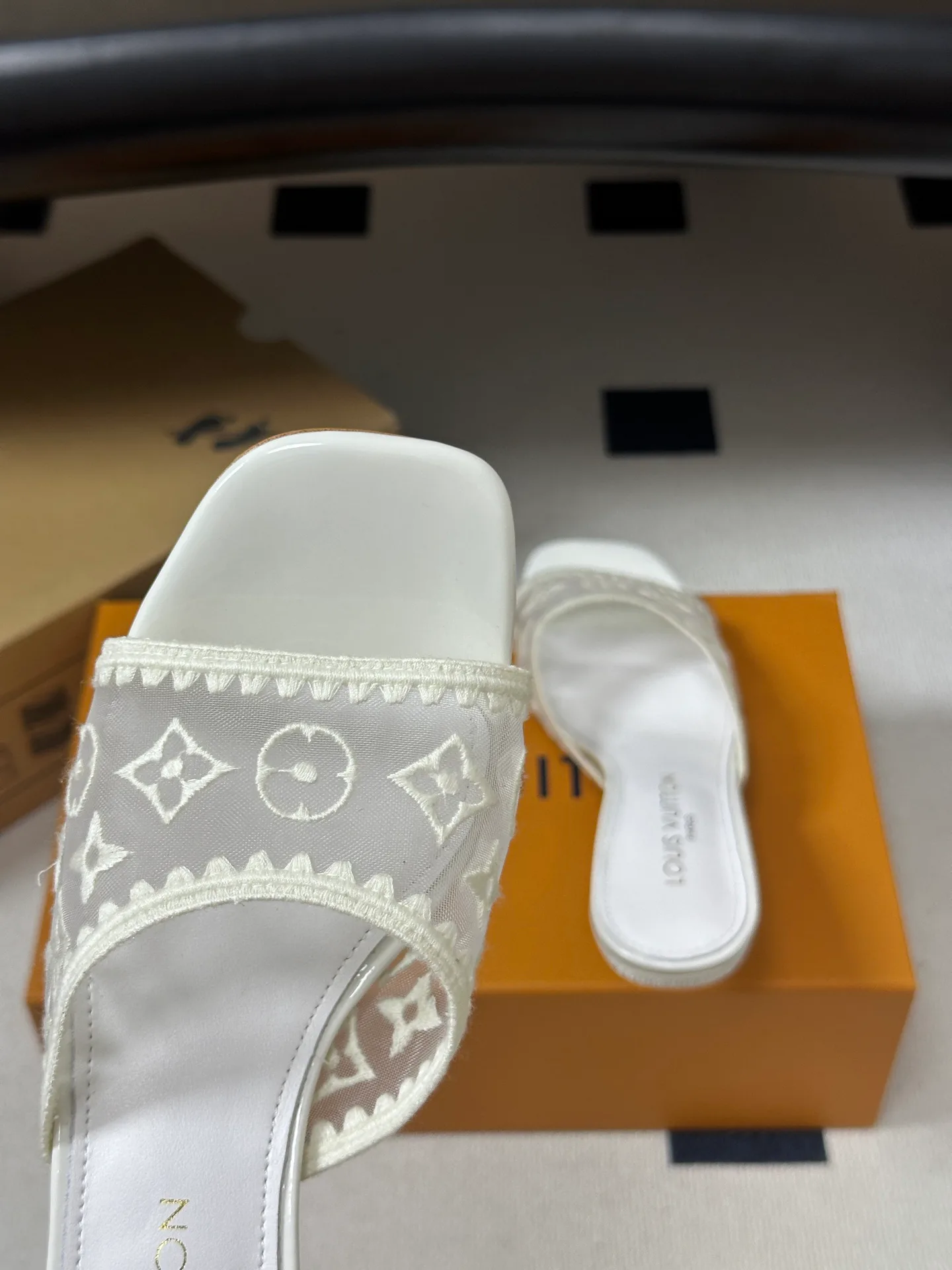 Мюли И Сабо Женские Louis Vuitton 18049394