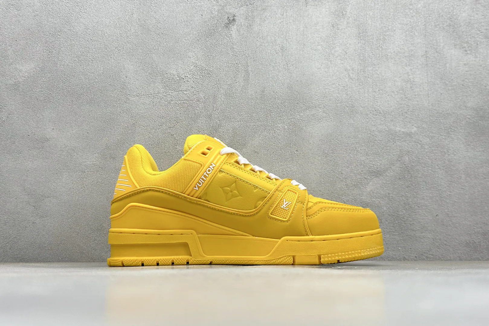 Кроссовки Женские Louis Vuitton 253825