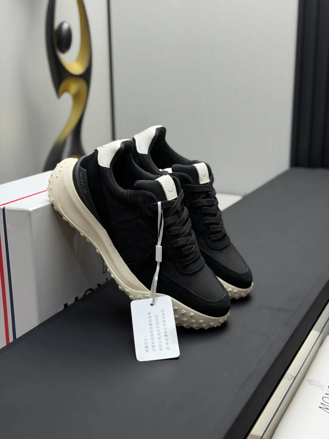 Кроссовки Мужские Moncler 18677604