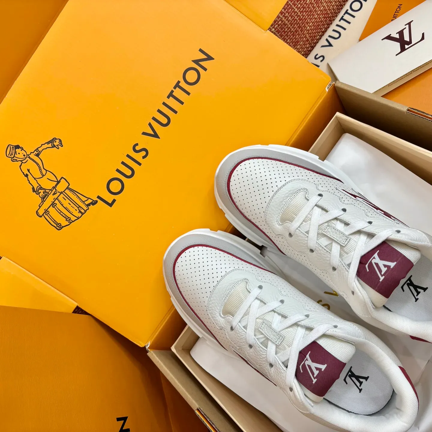 Кроссовки Женские Louis Vuitton 1693100