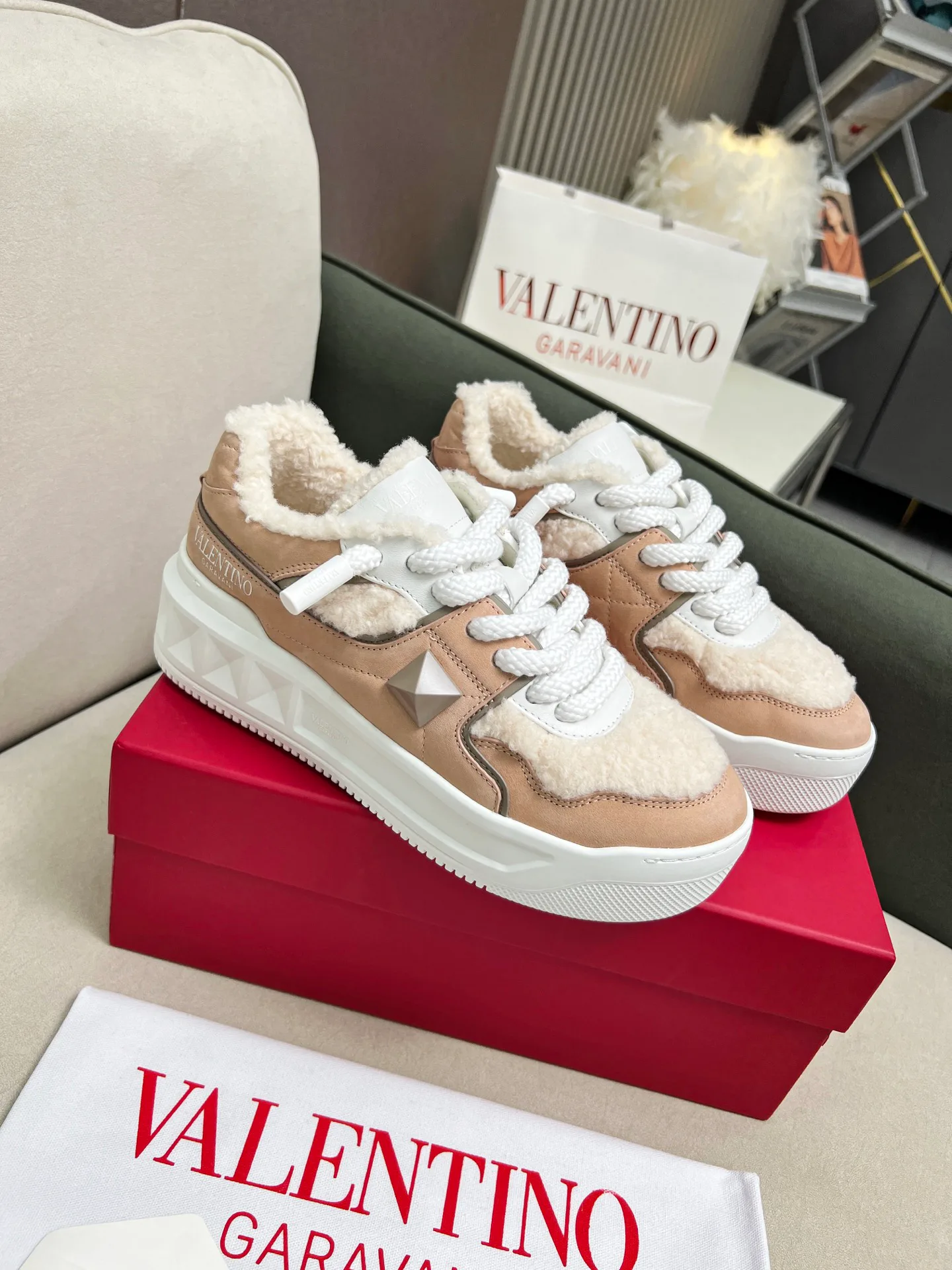 Кроссовки Женские Valentino 2628040
