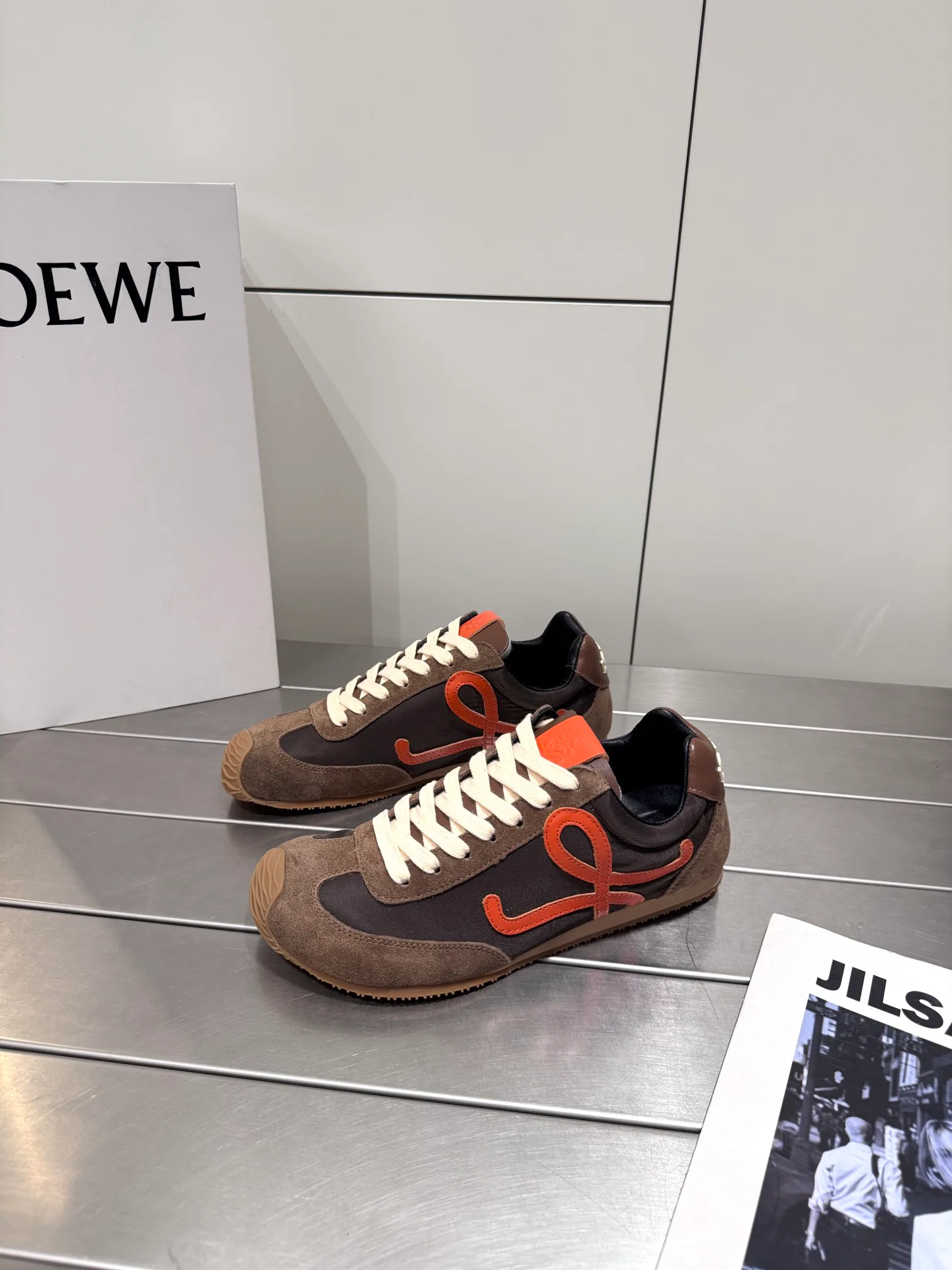 Кроссовки Женские Loewe 11250632