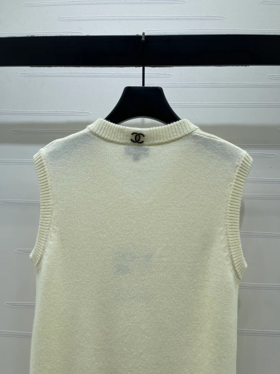 Жилеты Женские Chanel 16864191