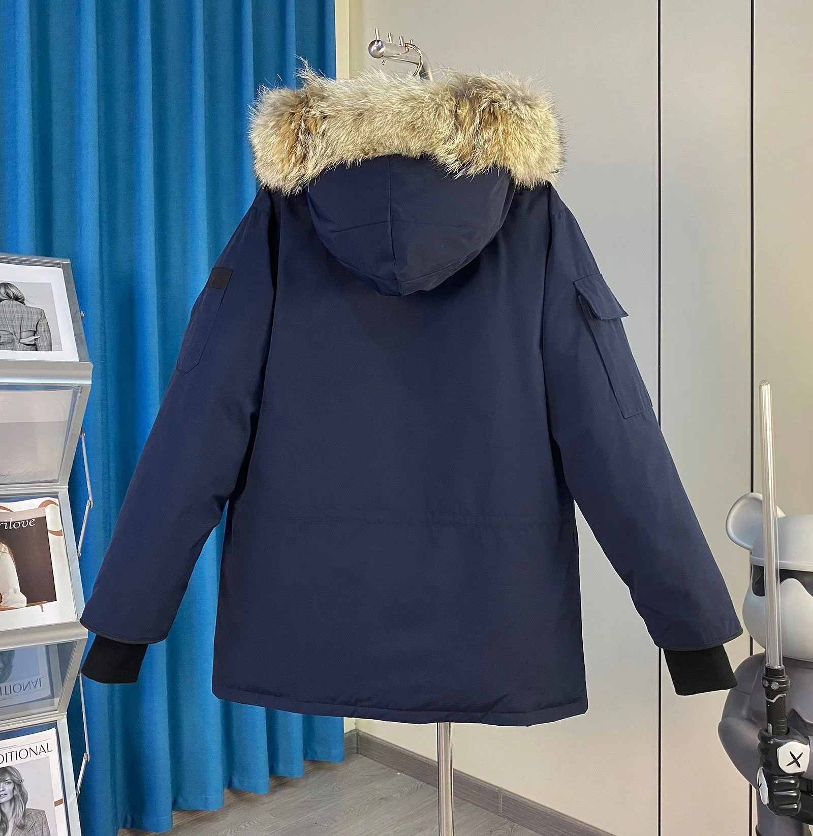 Куртки И Пуховики Женские Canada Goose 17889512
