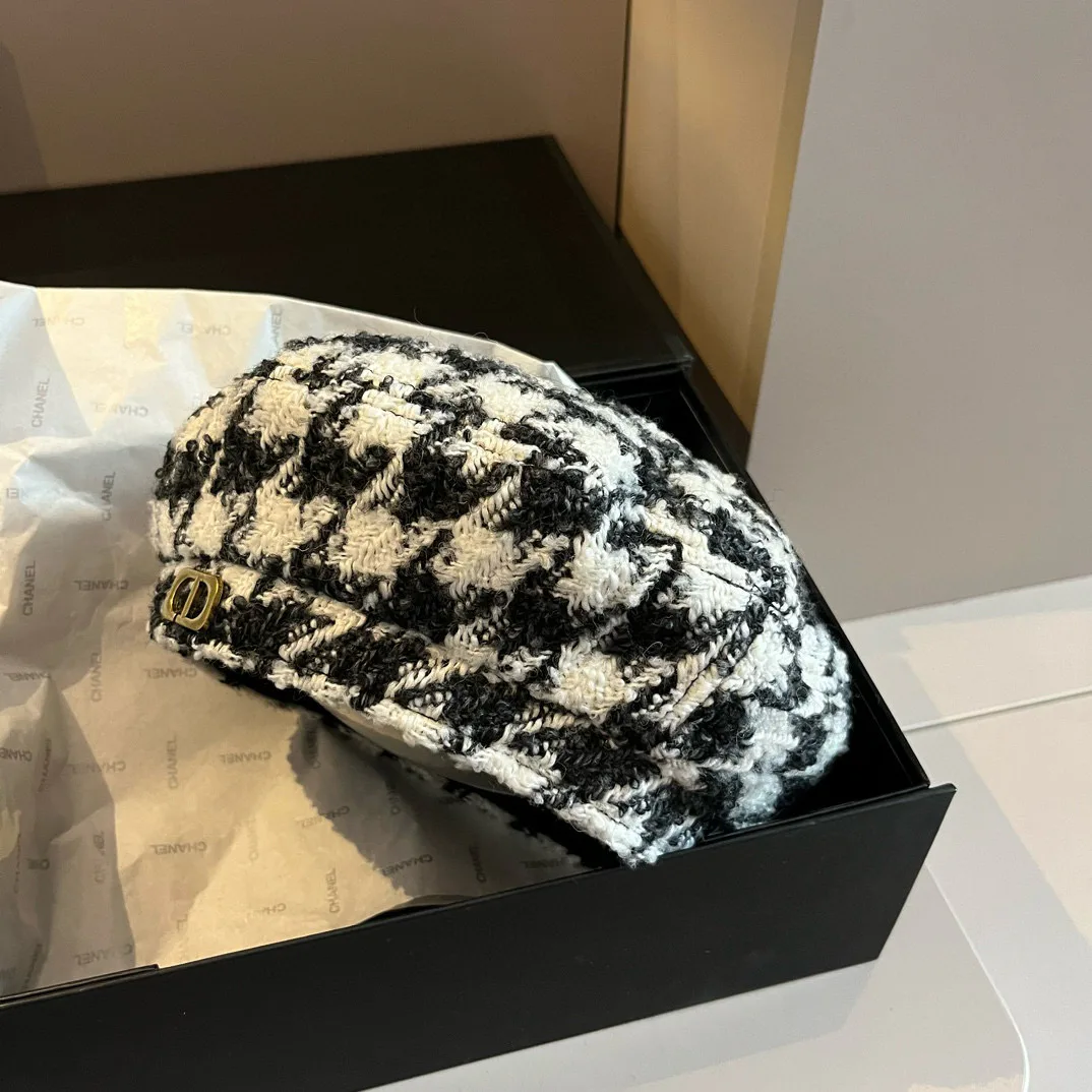 Головные Уборы Christian Dior 6404