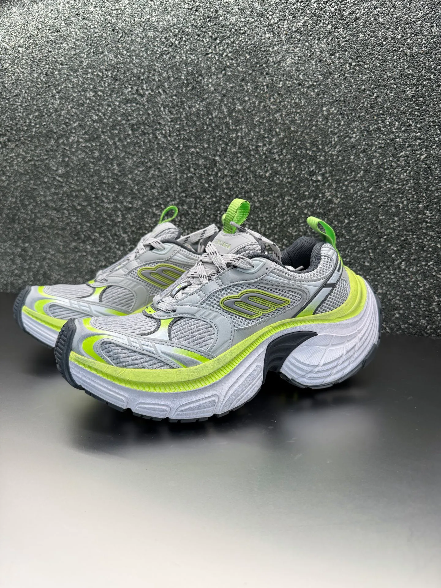 Кроссовки Женские Balenciaga 11704843